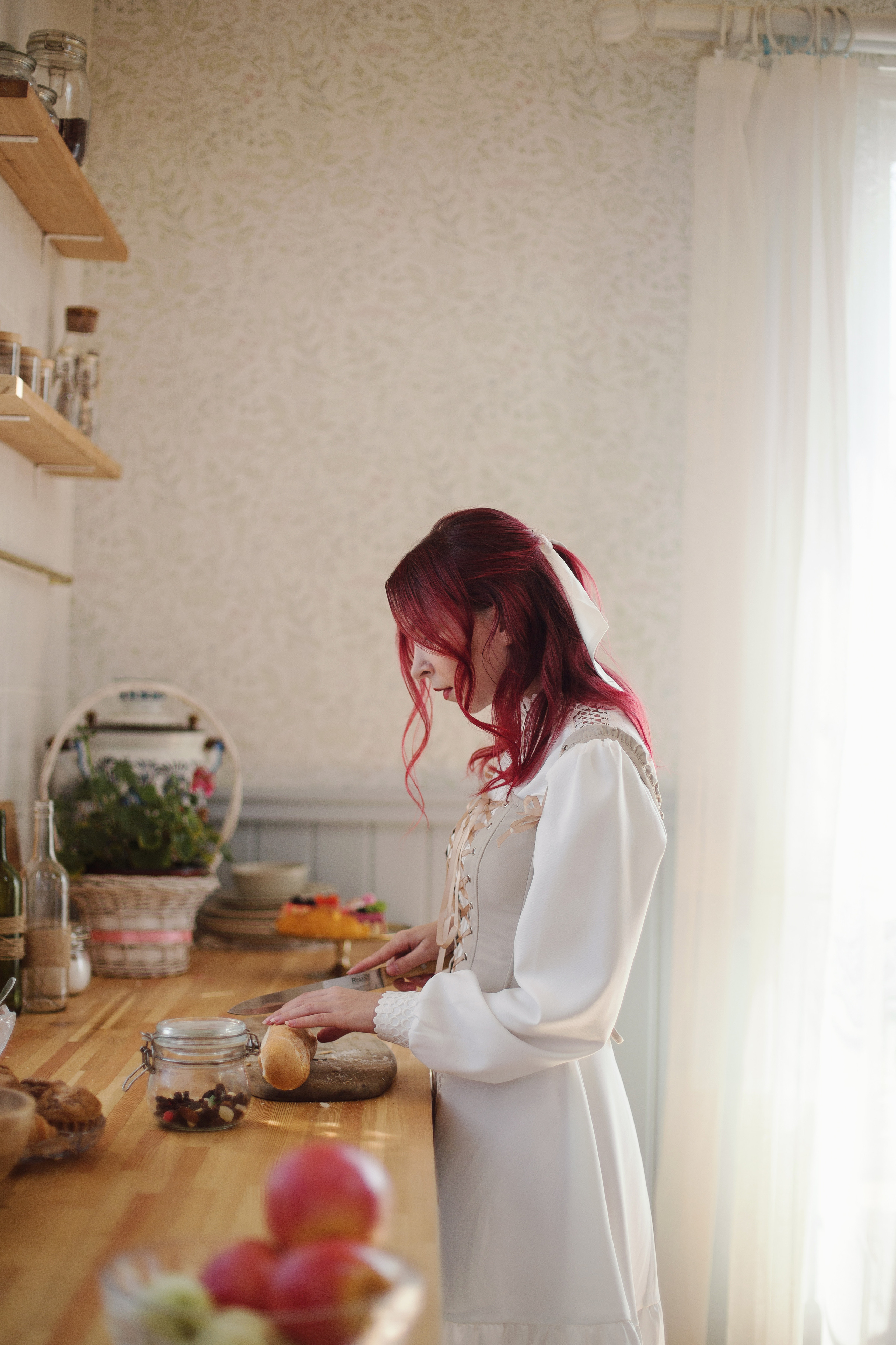 Inst: Md: @rom.viki Mua: @evgenia_makeuphair Org: @creative_photoday Loc: @leonadacha