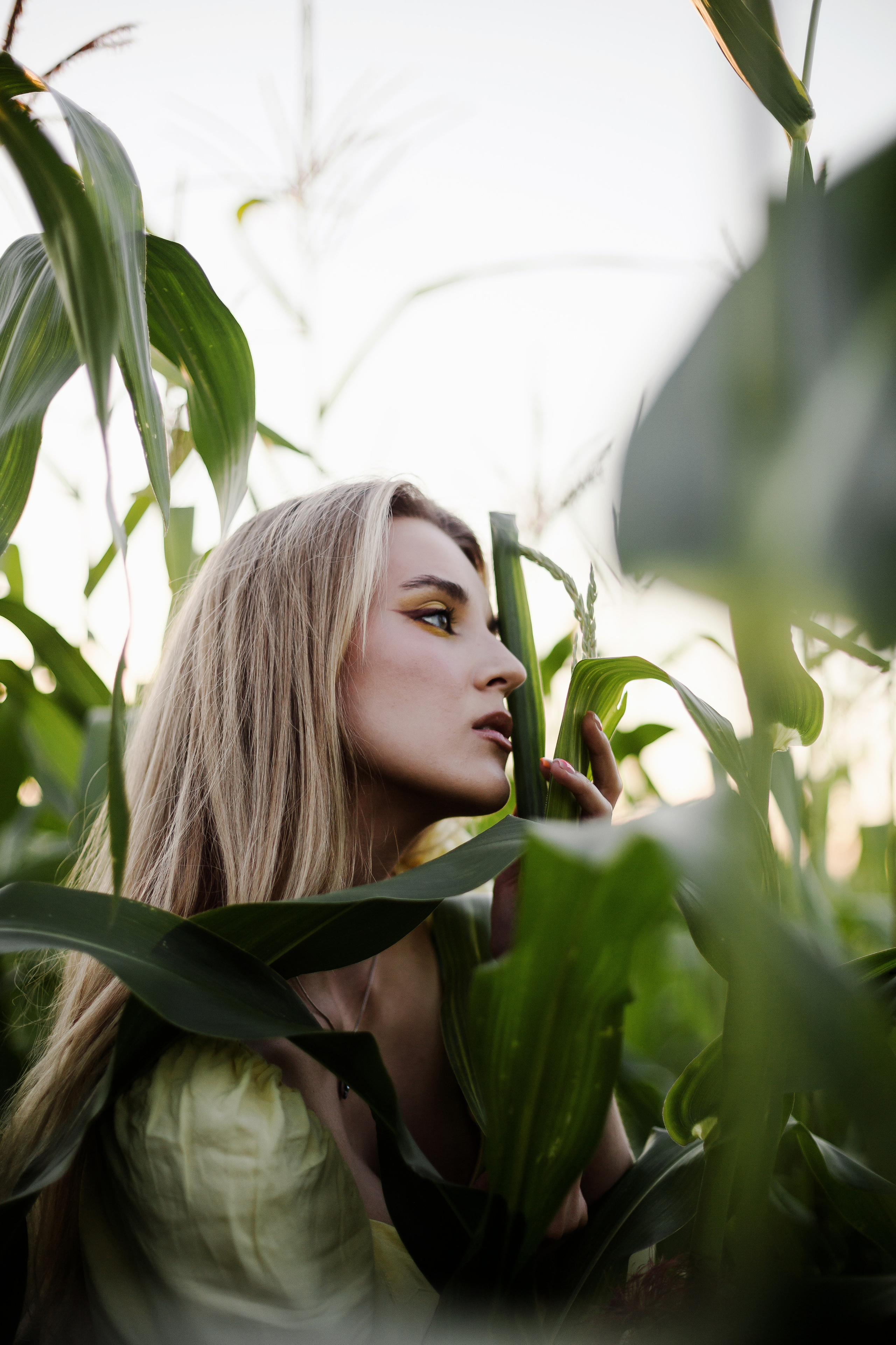 Inst: Md: @ellkomakup_ Mua: @ellkomakup_  Org: @creative_photoday