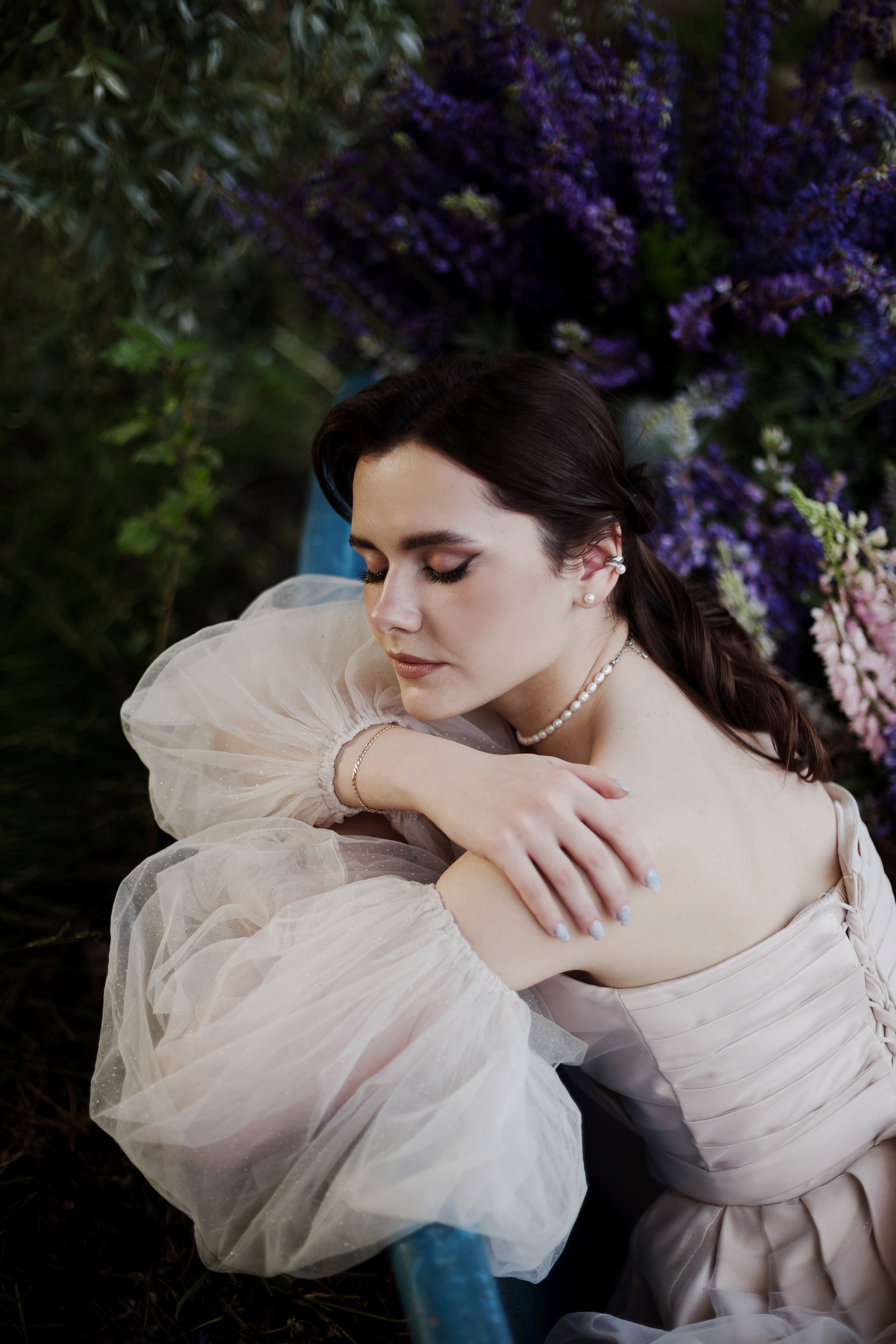 Inst: Md: @aldruuuz Mua: @kuklius_muah Dress: @studio_of_dresses Org: @creative_photoday Loc: @evgeniya_pyatnitskaya