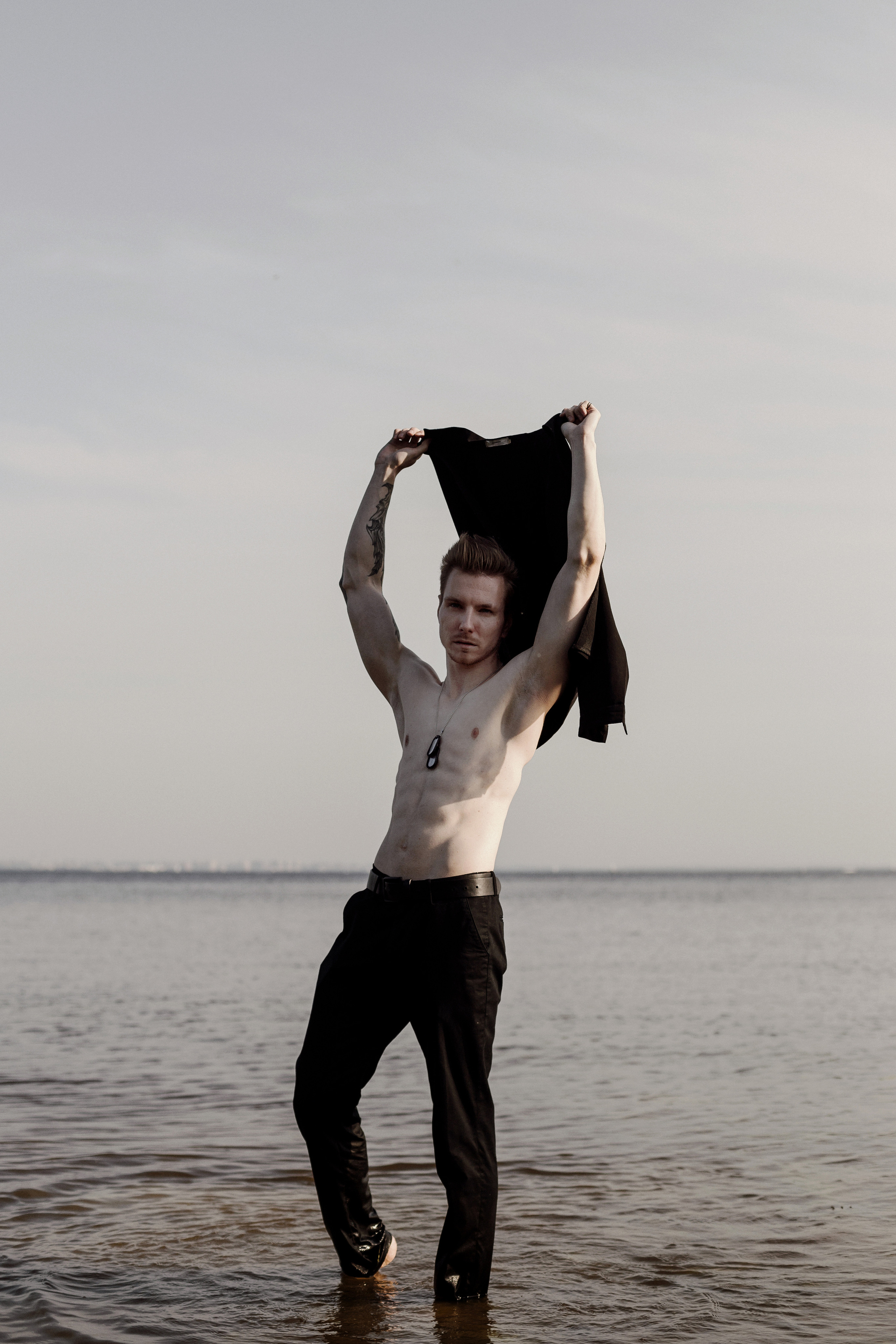 Inst: Md: @cptmarkizi Org: @divine_photoproject