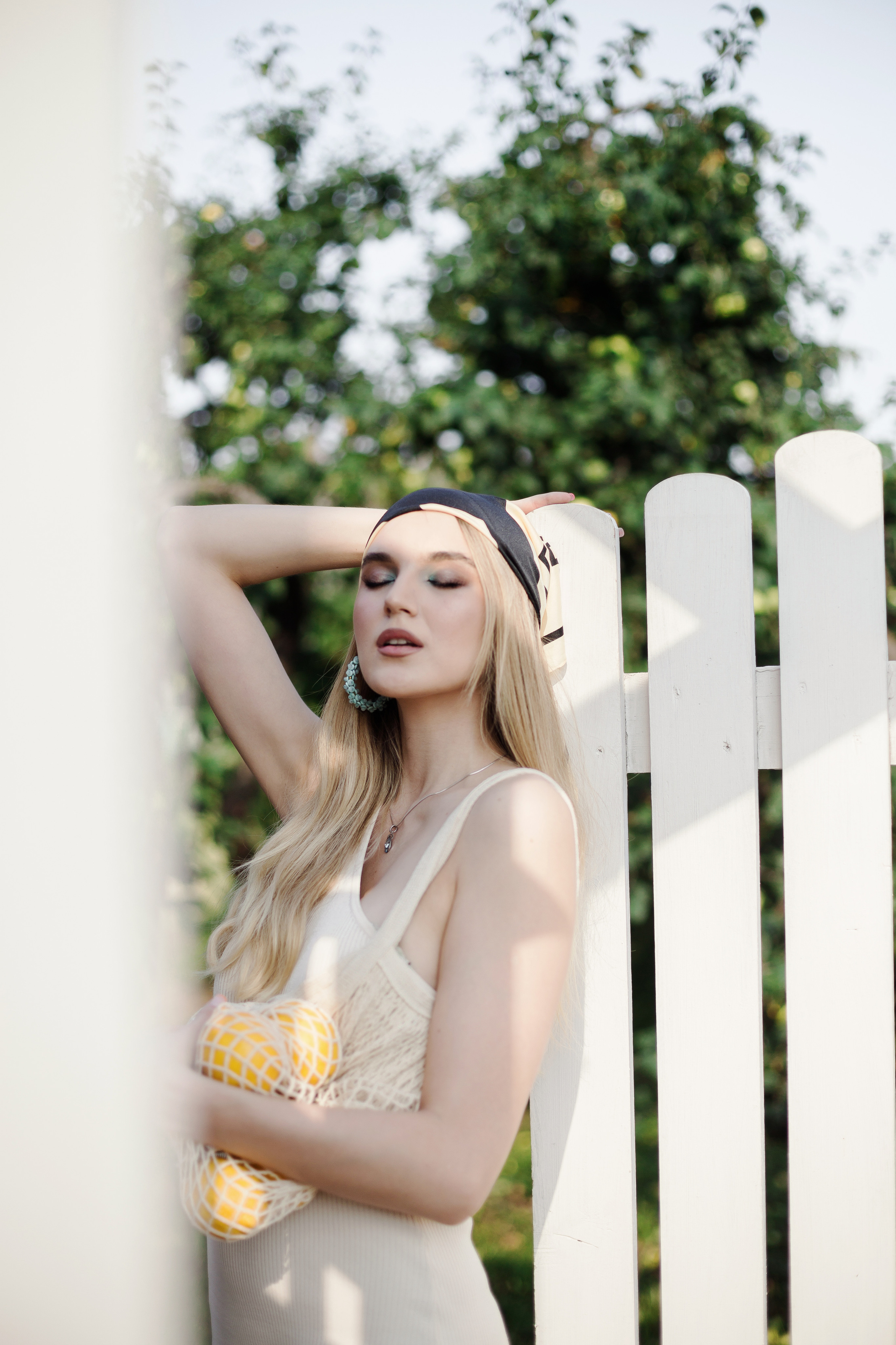 Inst: Md: @ellkomakup_ Mua: @ellkomakup_  Org: @creative_photoday Loc: @leonadacha