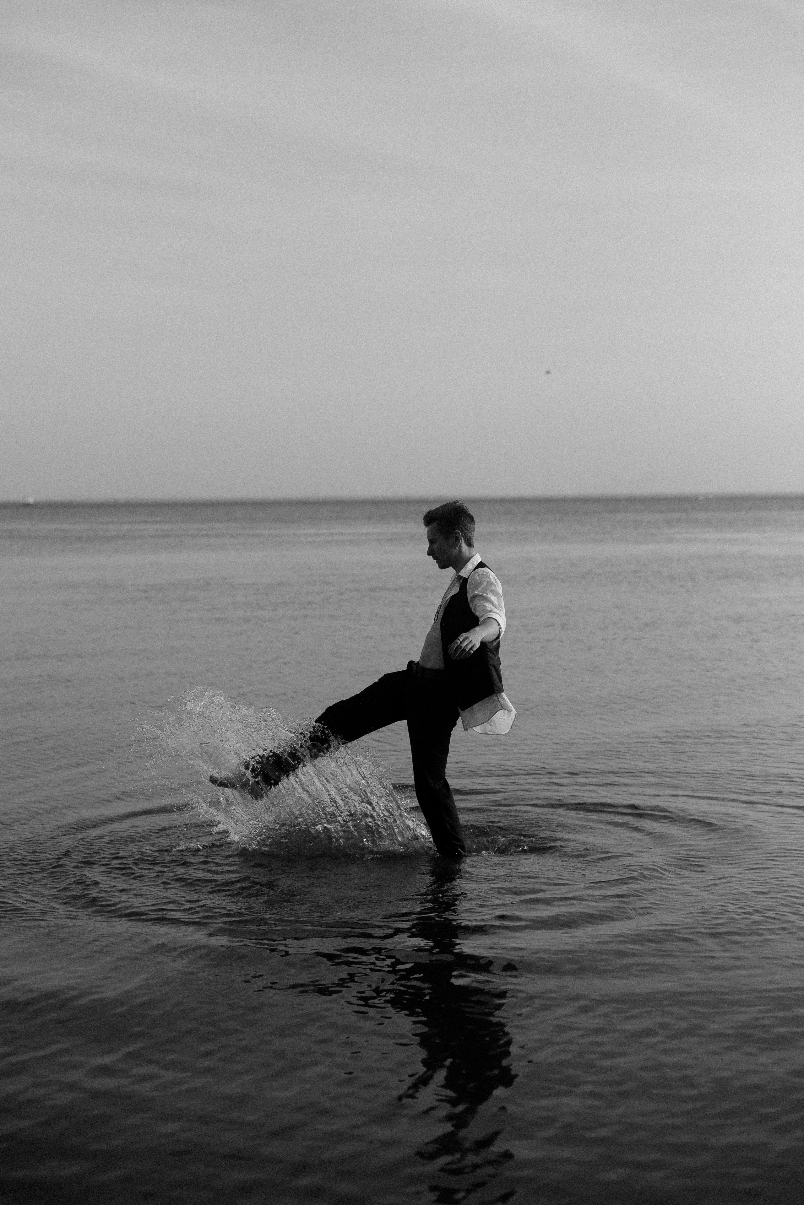 Inst: Md: @cptmarkizi Org: @divine_photoproject