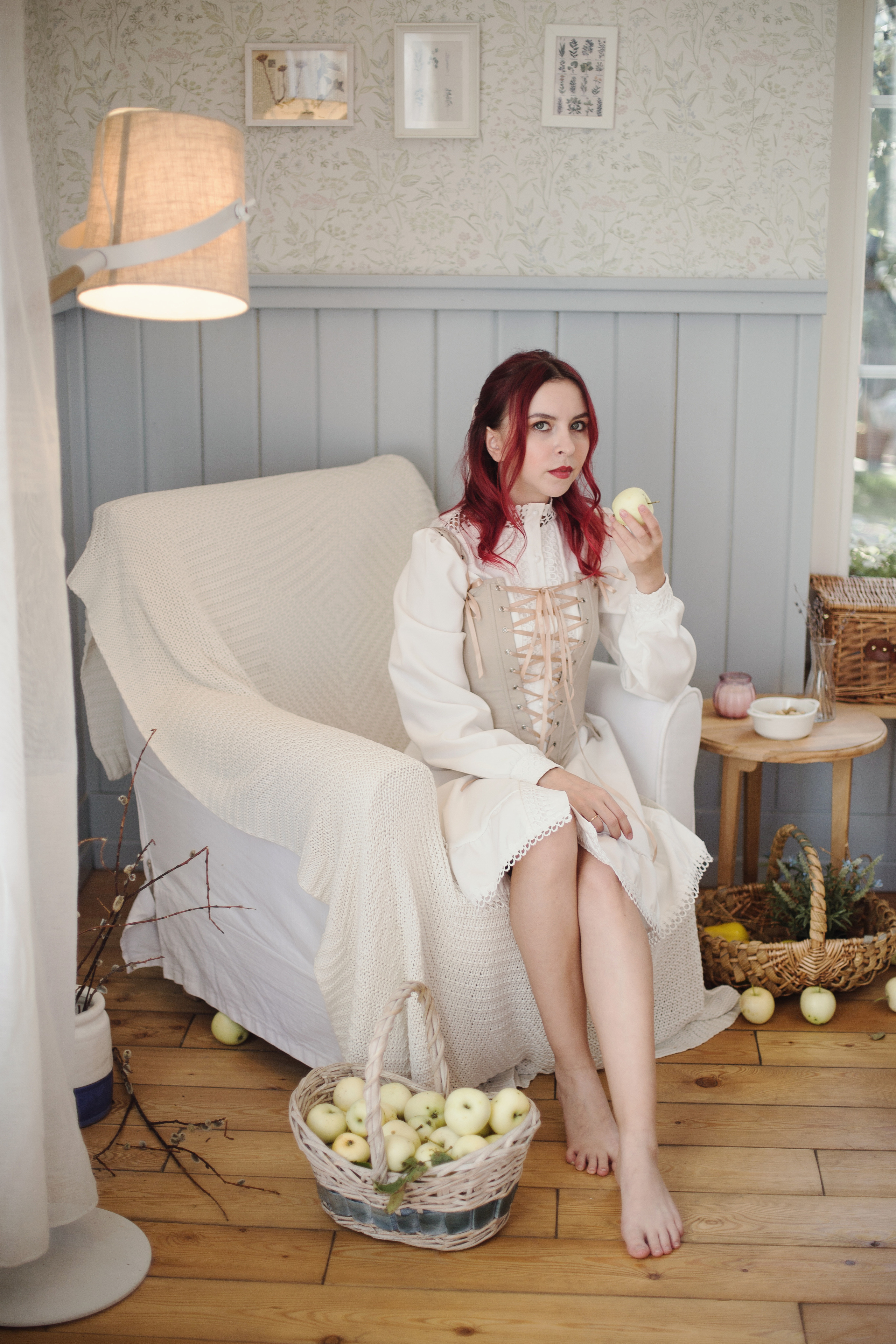 Inst: Md: @rom.viki Mua: @evgenia_makeuphair Org: @creative_photoday Loc: @leonadacha