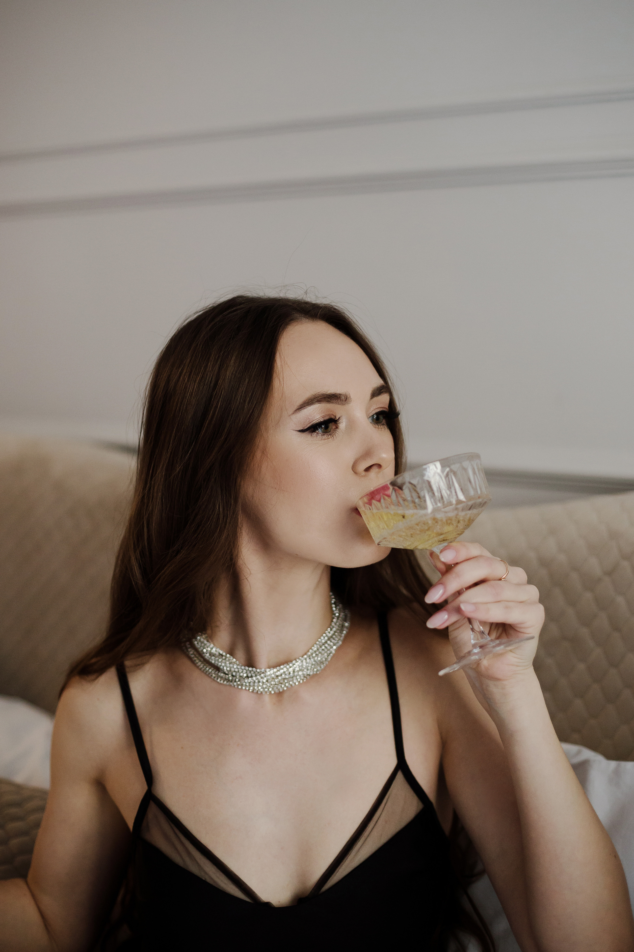 Inst: Md: @nastasyakozl Mua: @lubov.mua Org: @creative_photoday