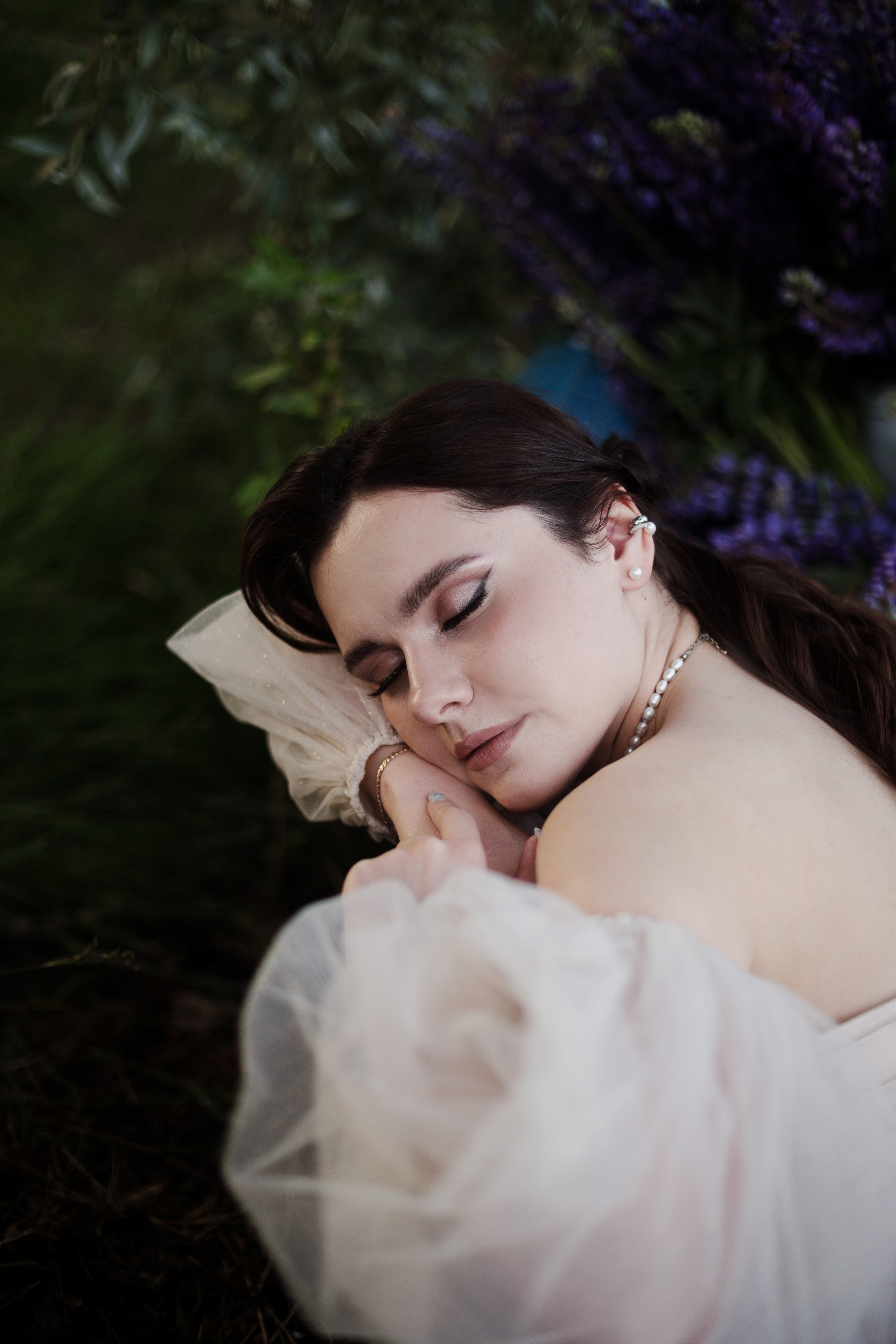 Inst: Md: @aldruuuz Mua: @kuklius_muah Dress: @studio_of_dresses Org: @creative_photoday Loc: @evgeniya_pyatnitskaya