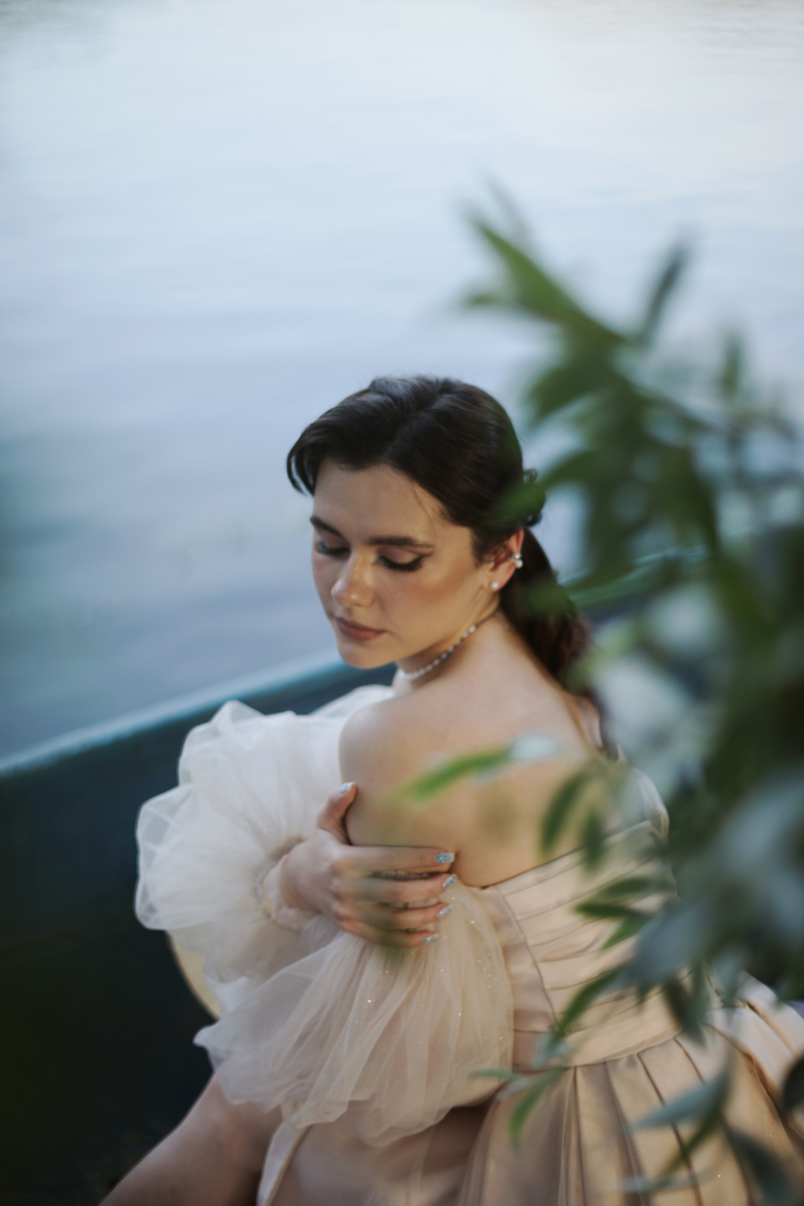 Inst: Md: @aldruuuz Mua: @kuklius_muah Dress: @studio_of_dresses Org: @creative_photoday Loc: @evgeniya_pyatnitskaya