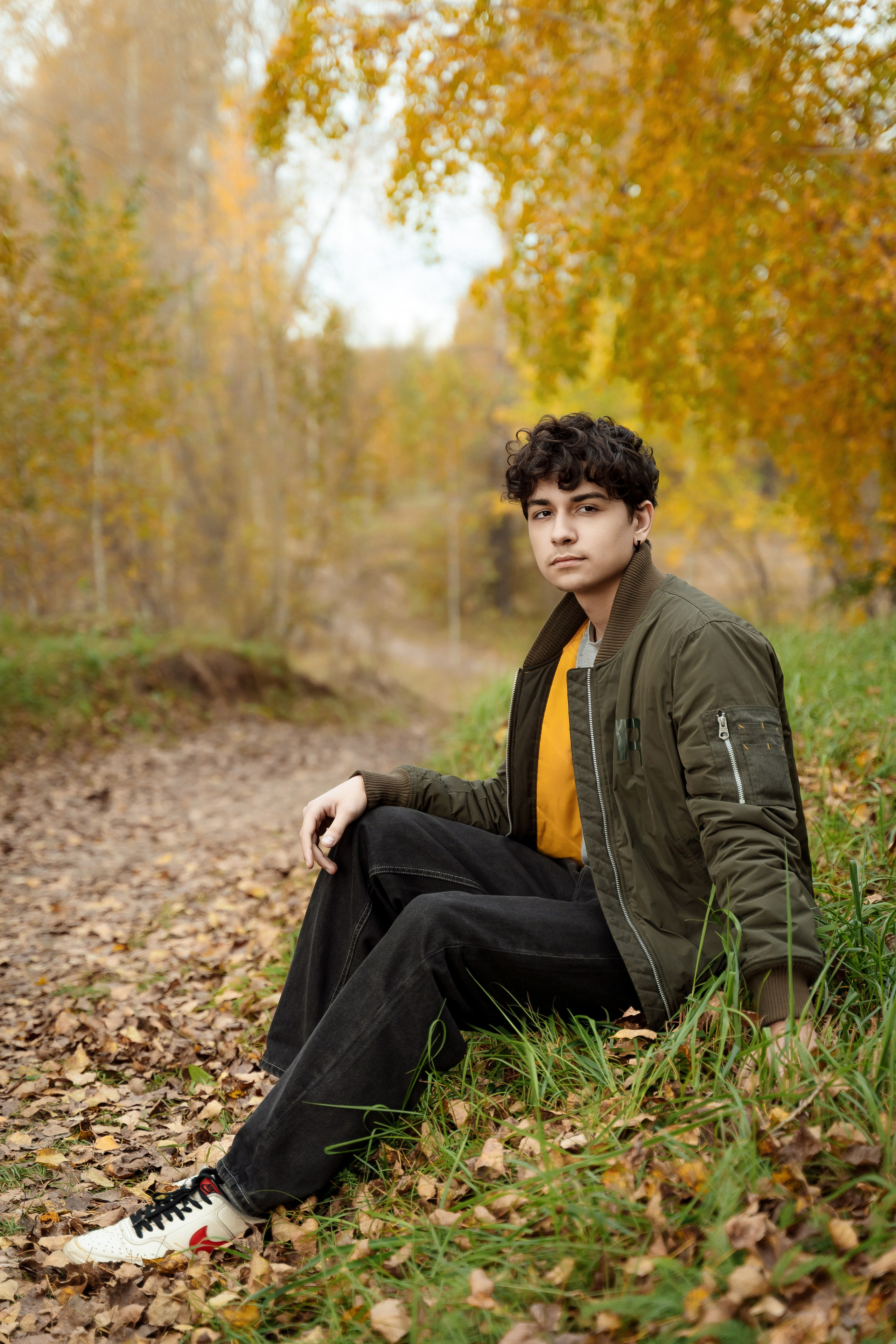 Фотосессия осенью в парке. 11 класс. Фотограф Ким Наталья в Красноярске