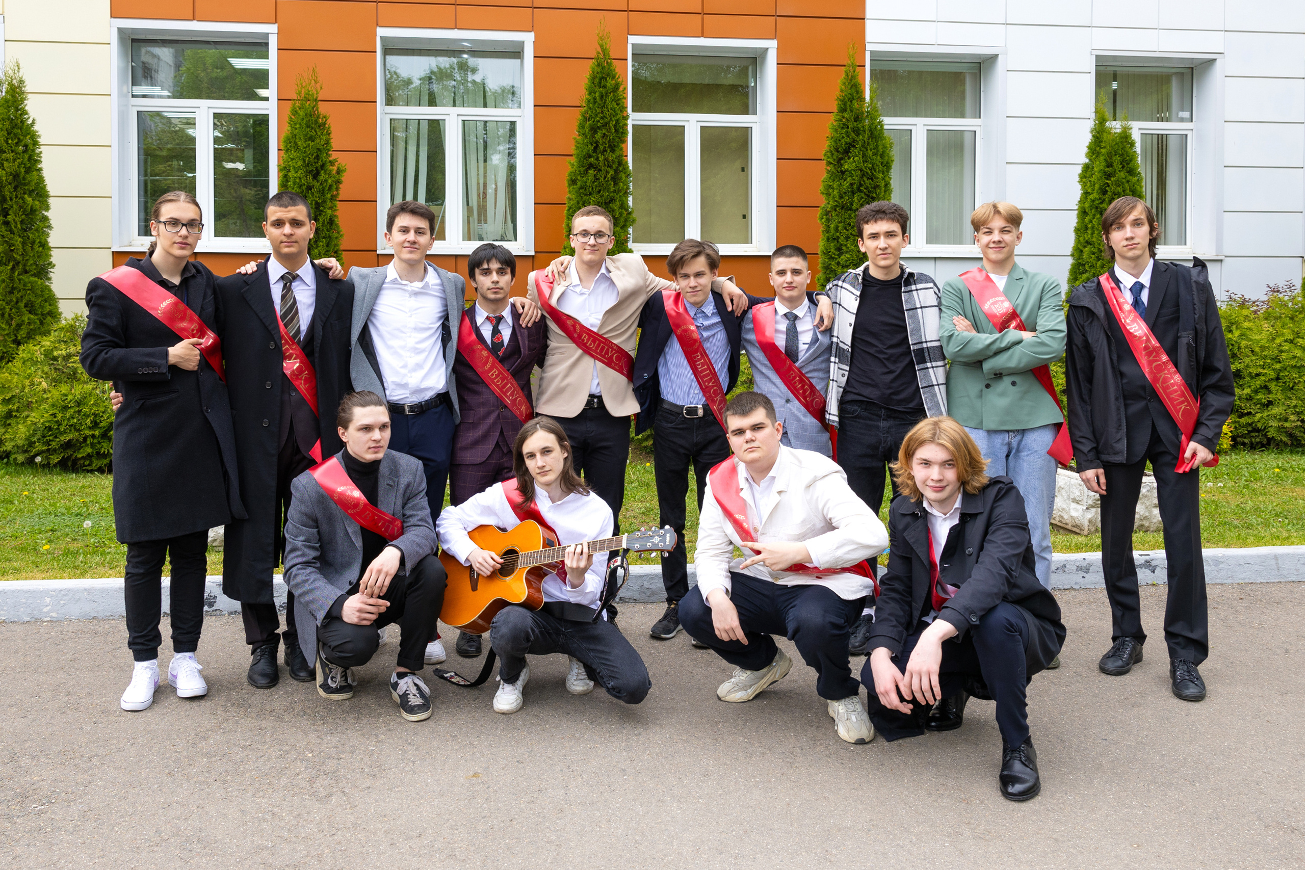 Школа 9-11 классы. Выпускные альбомы для детского сада и школы