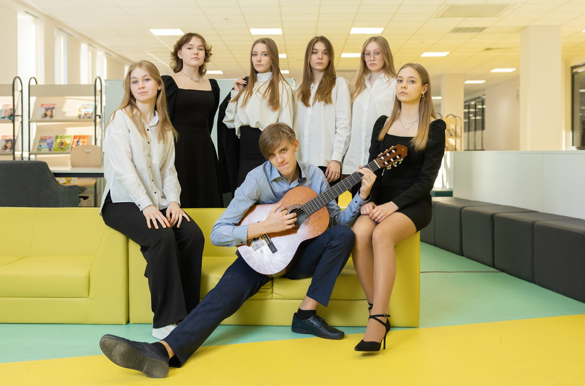 Школа 9-11 классы. Выпускные альбомы для детского сада и школы