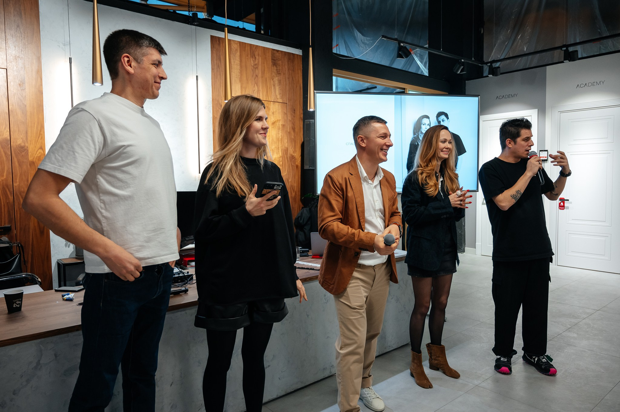 Выступление дизайнера в Academy. Свадебный и семейный фотограф из Санкт-Петербурга Климов Анатолий