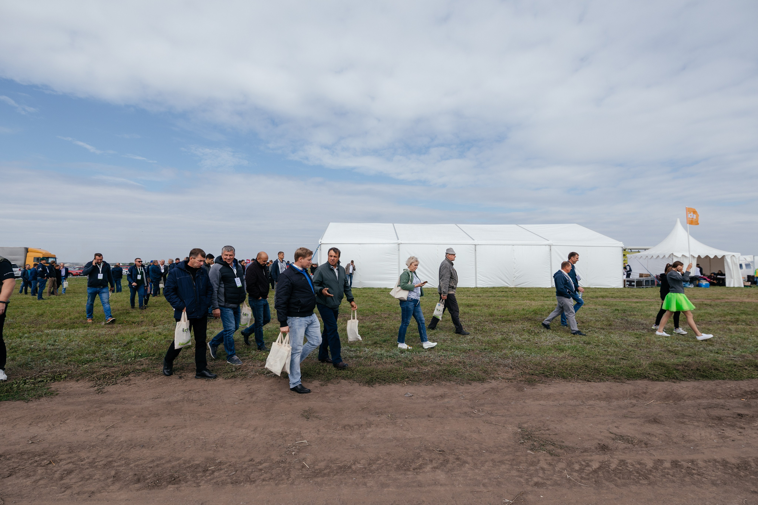 День поля. Фотограф Крохин Олег