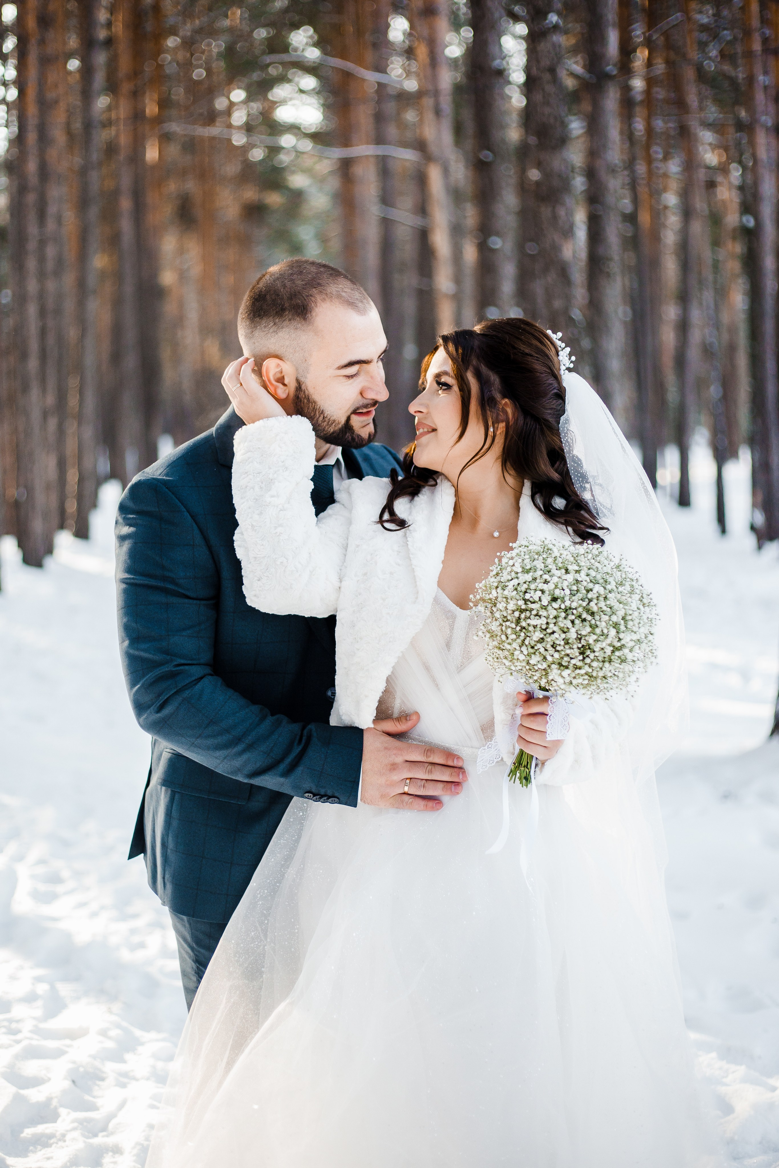 Артур и Дарья 10.12.2022. Фотосъёмка в Барнауле. Свадебный фотограф