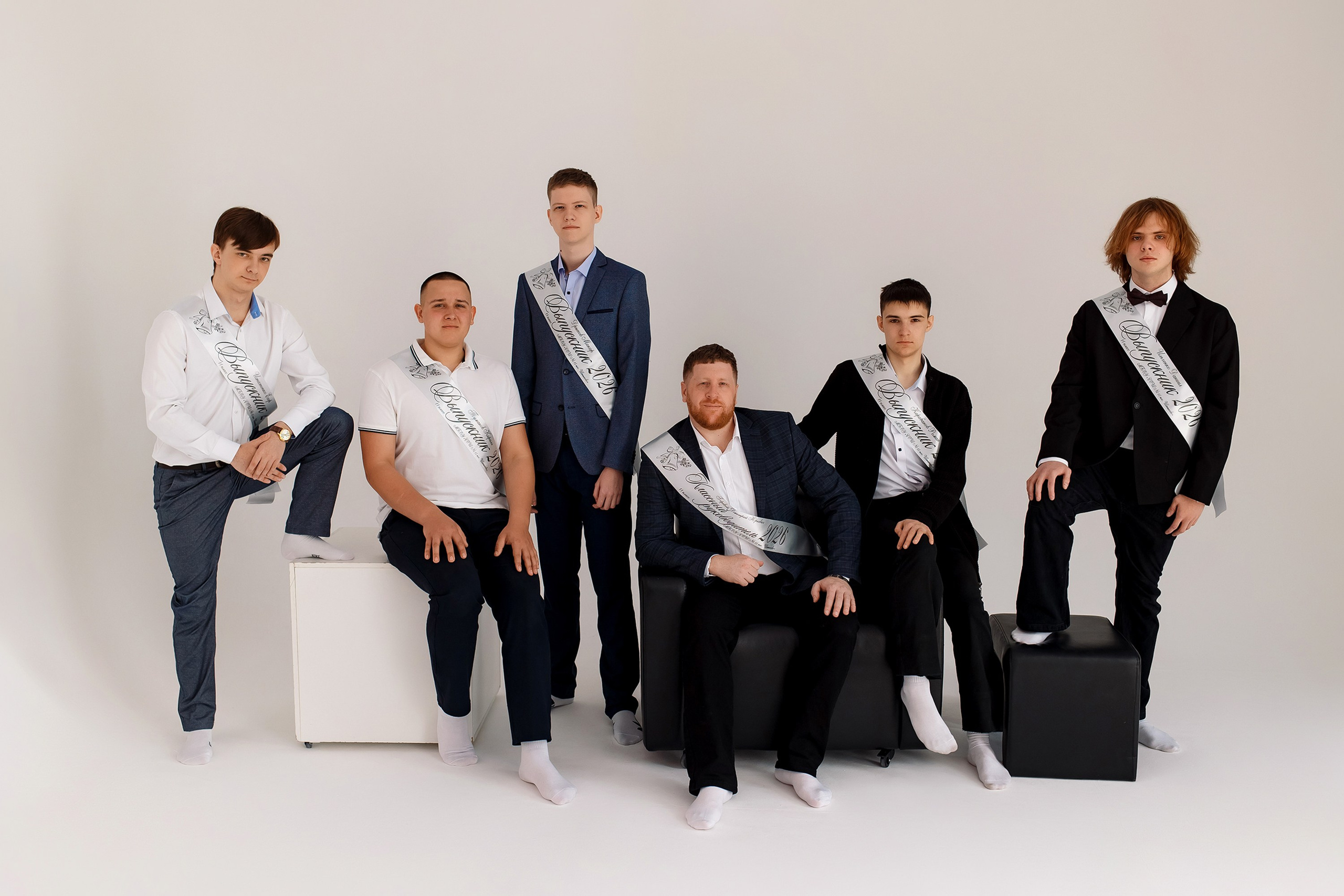11 класс съемка в тудии. Фотограф Любовь Корниенко, Примоский край