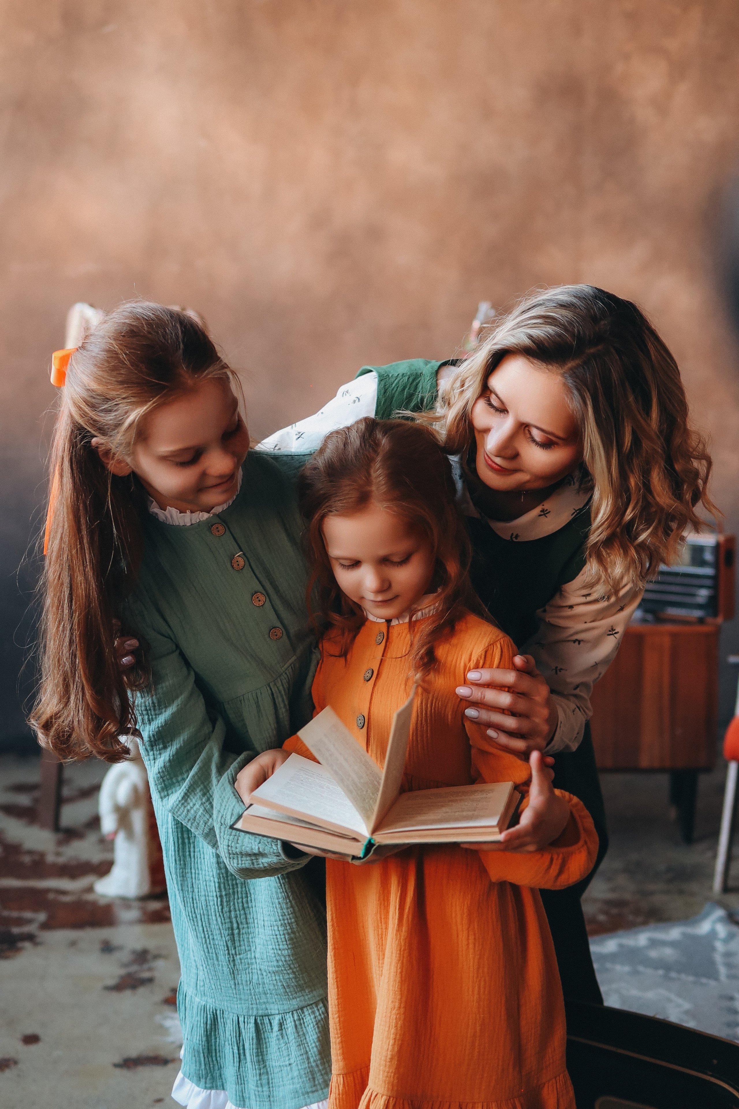 Мама и дочки в фотостудии Чувство. Marina Shakirova Photography