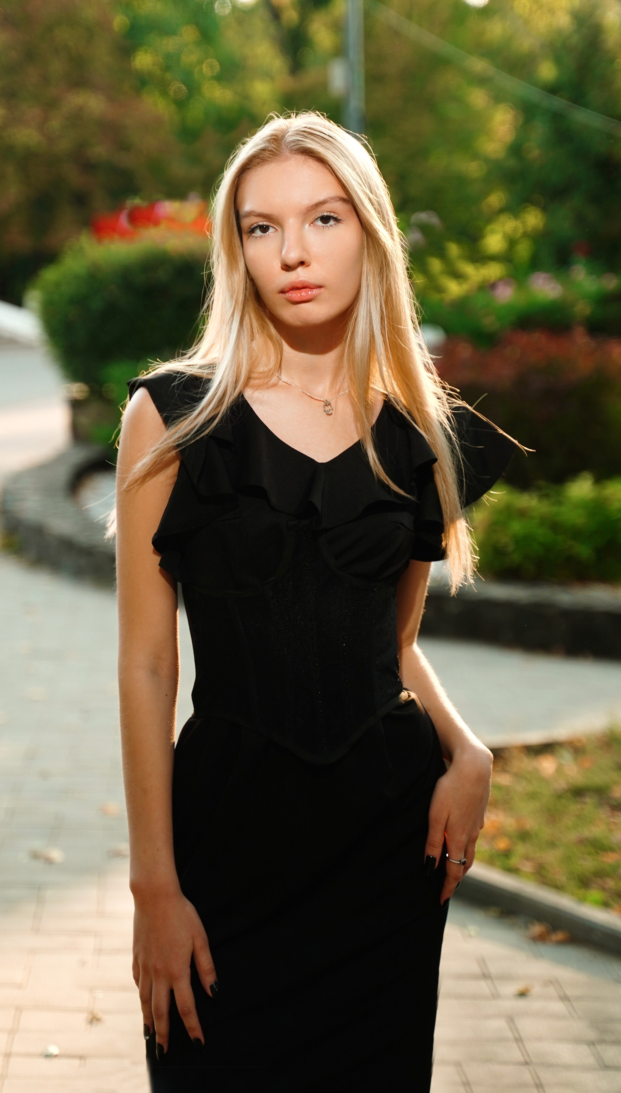 Парк Горького — образ «свободный стиль». MEMENTO.Выпускные альбомы, школьные, юбилейные и другие книги. Ростов-на-Дону