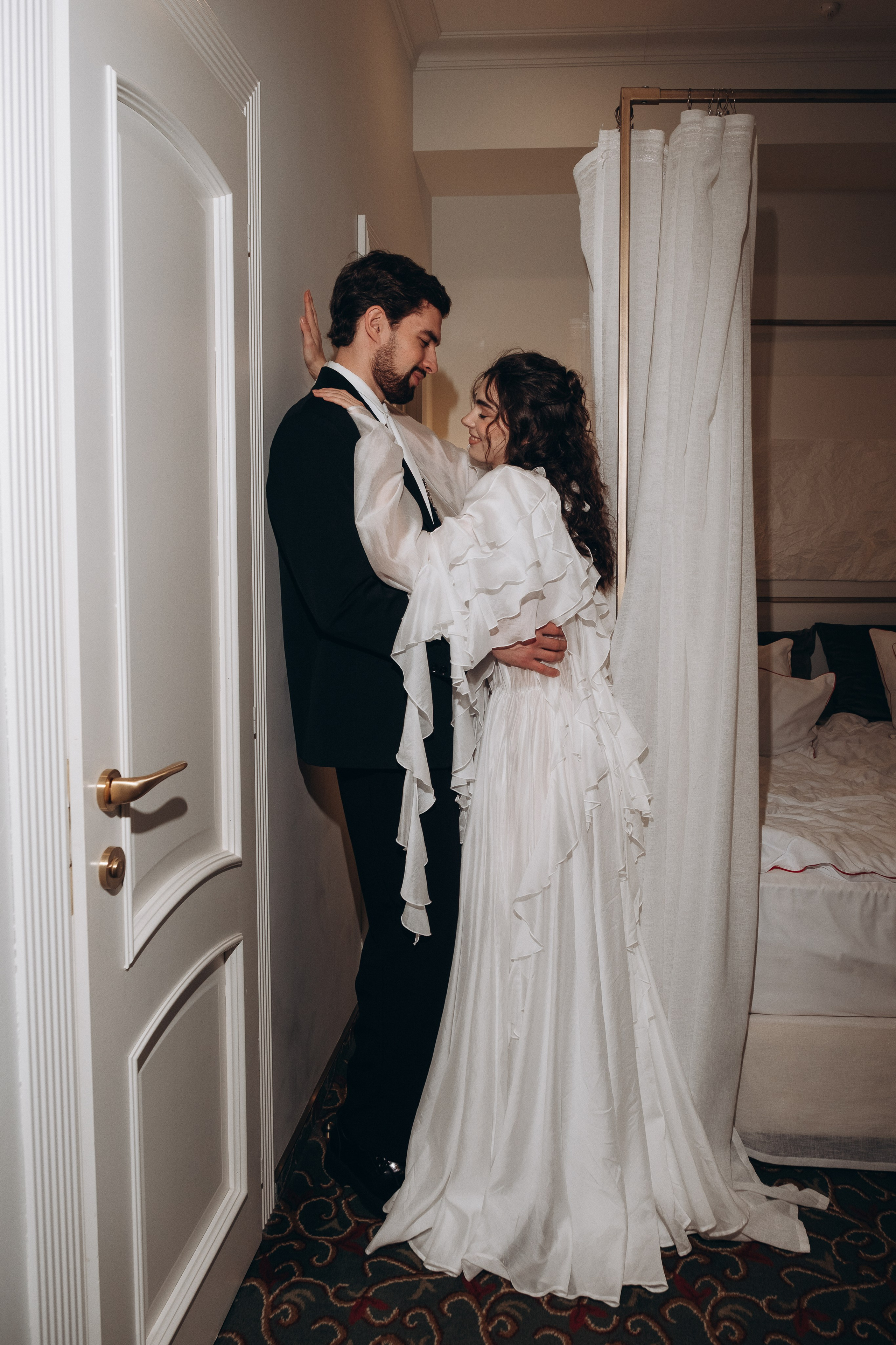 Свадебная фотосессия в отеле Marco Polo| Москва. Фотограф|Москва — Агбаш Лера