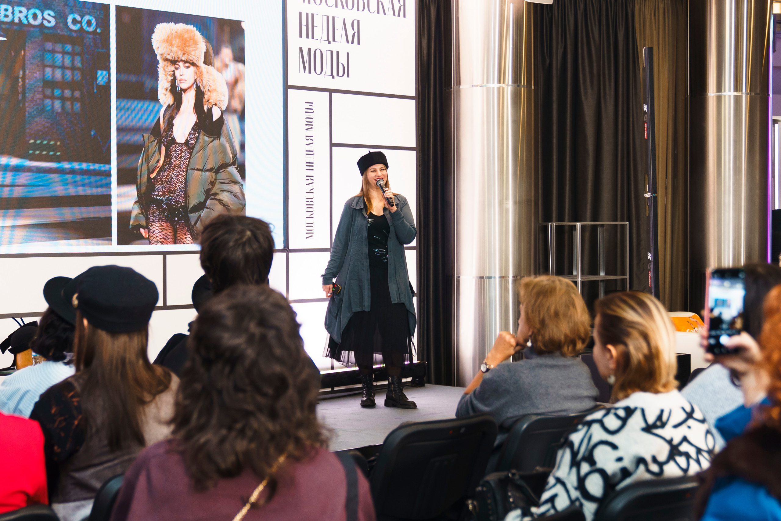 Fashion Week 2025. Свадебный фотограф в Москве Кристина Чехова