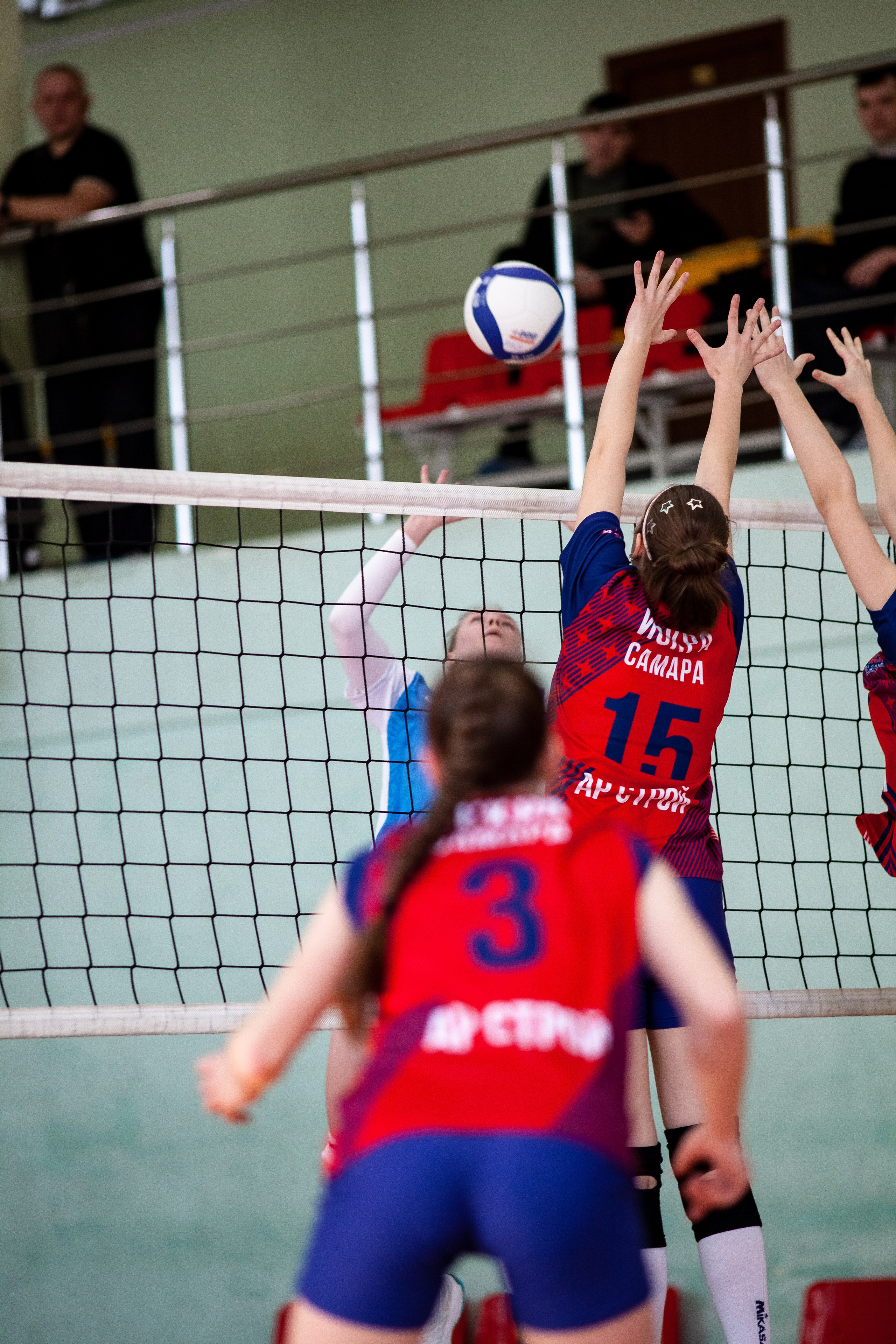 Искра (Самара) — Академия (Пермь). Фотография