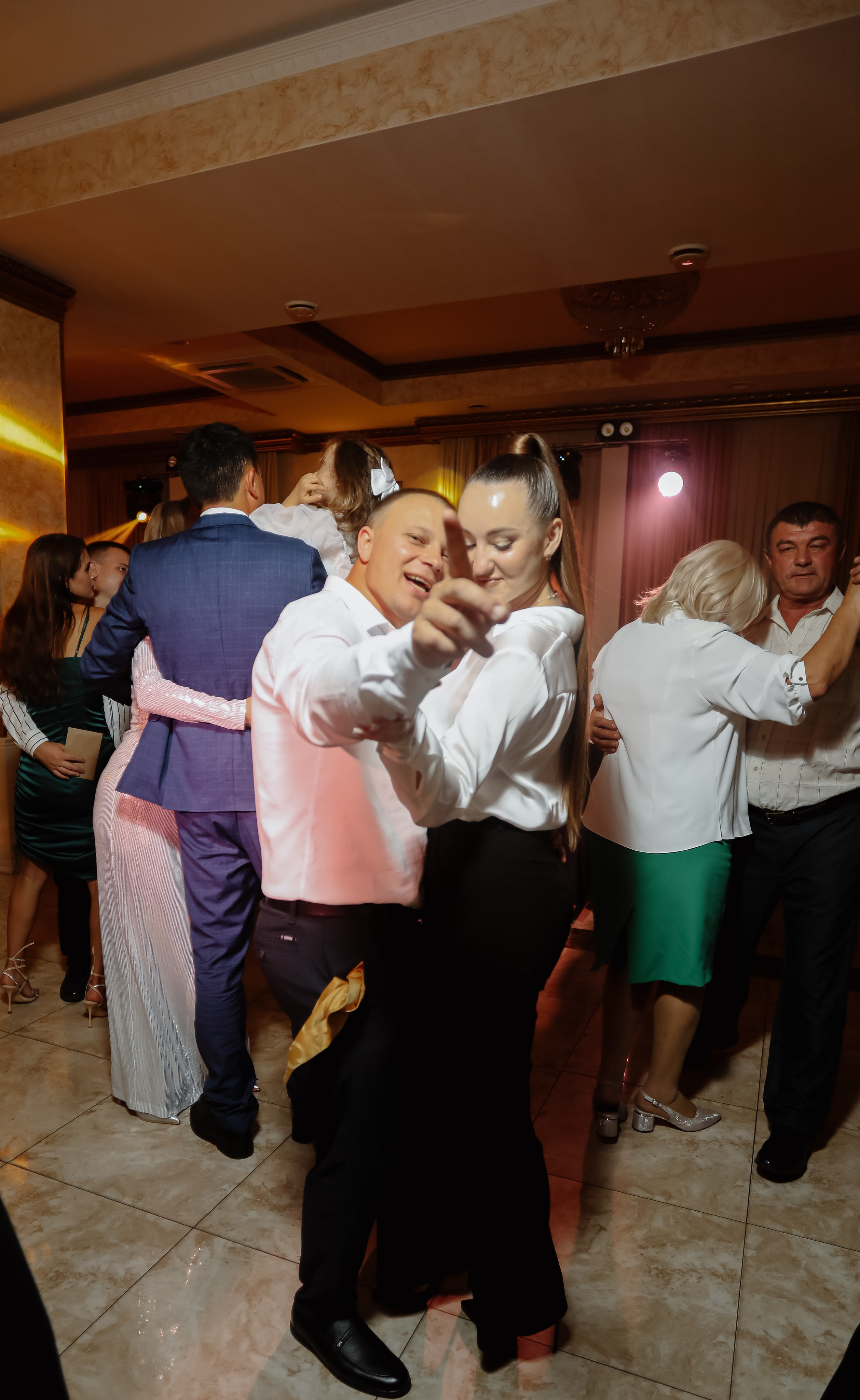 Полина и Артем.Славянск-на-кубани. Фотограф Славянск на кубани Краснодар