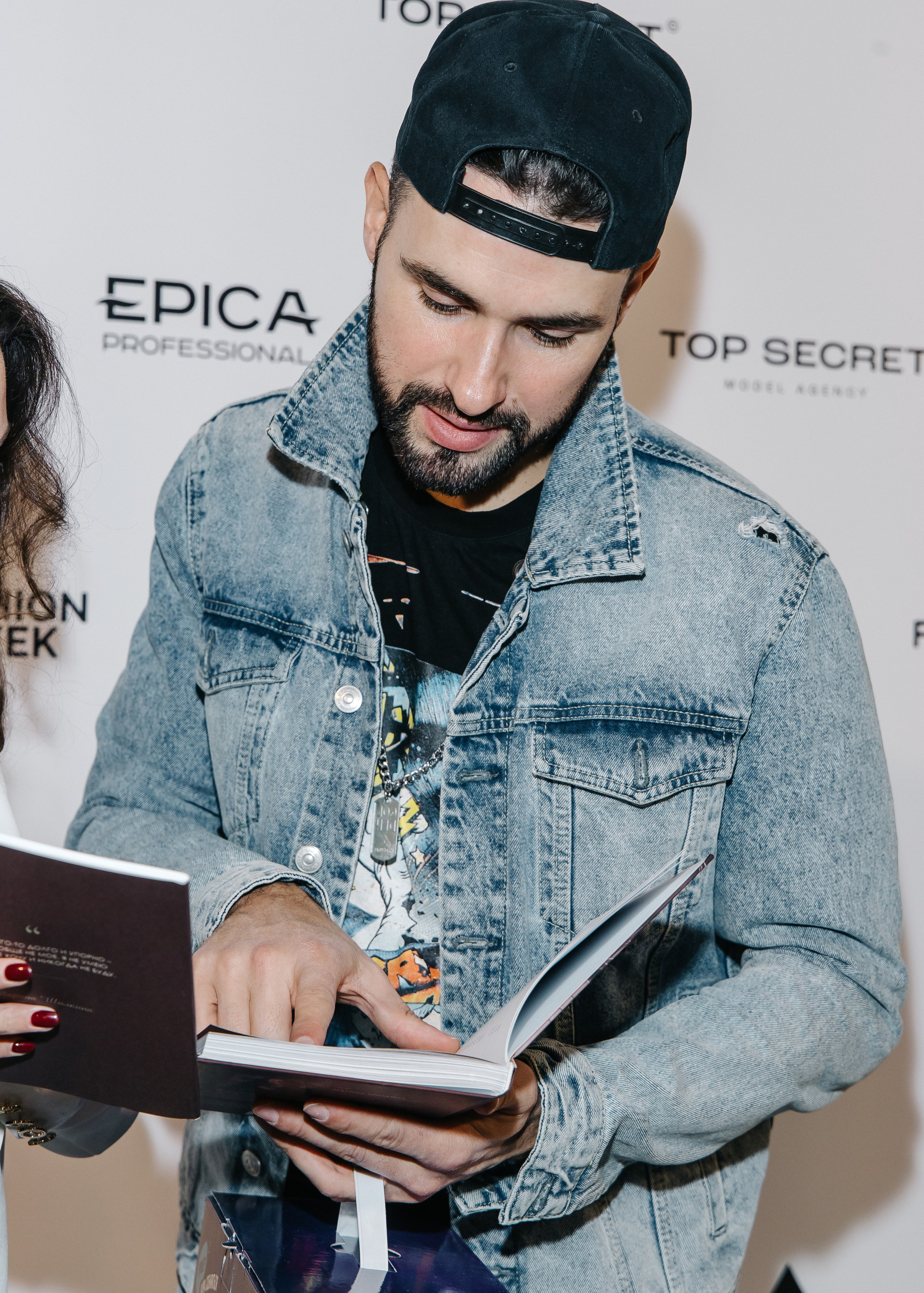 Неделя моды в галерее модные сезоны. Репортажный фотограф Катерина Гилс Москва