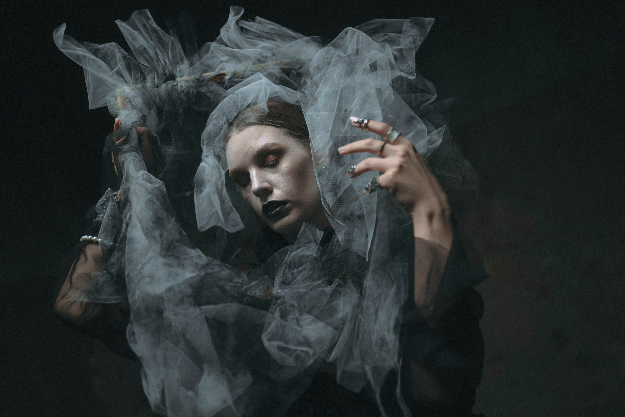 ВАМПИРЫ ДЕКОНСТРУКЦИЯ. Стрит-фотография, полная абсурда, идиотизма и красоты