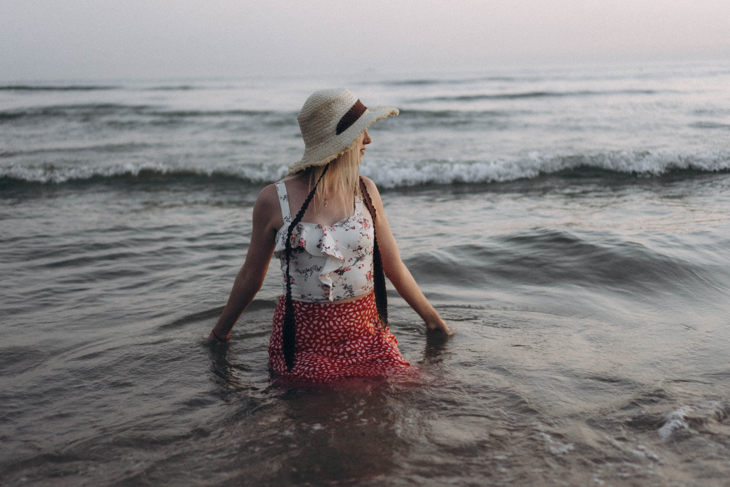 Июльский вечер на берегу черного моря. Профессиональный фотограф, Санкт-Петербург — Виктория Богомолова