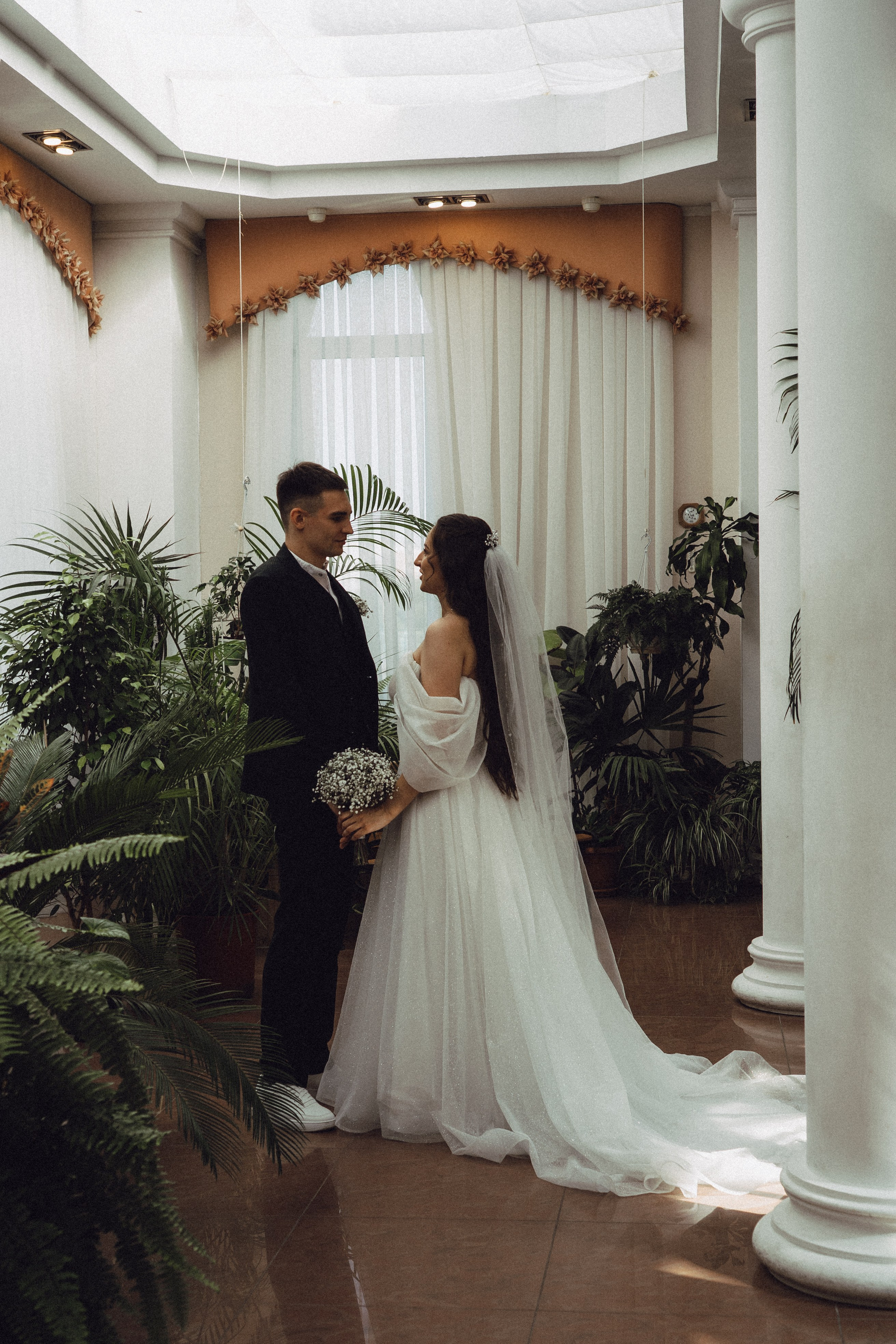 СВАДЕБНАЯ СЬЕМК В ПАРКЕ 300-ЛЕТИЯ. Профессиональный фотограф, Санкт-Петербург — Виктория Богомолова