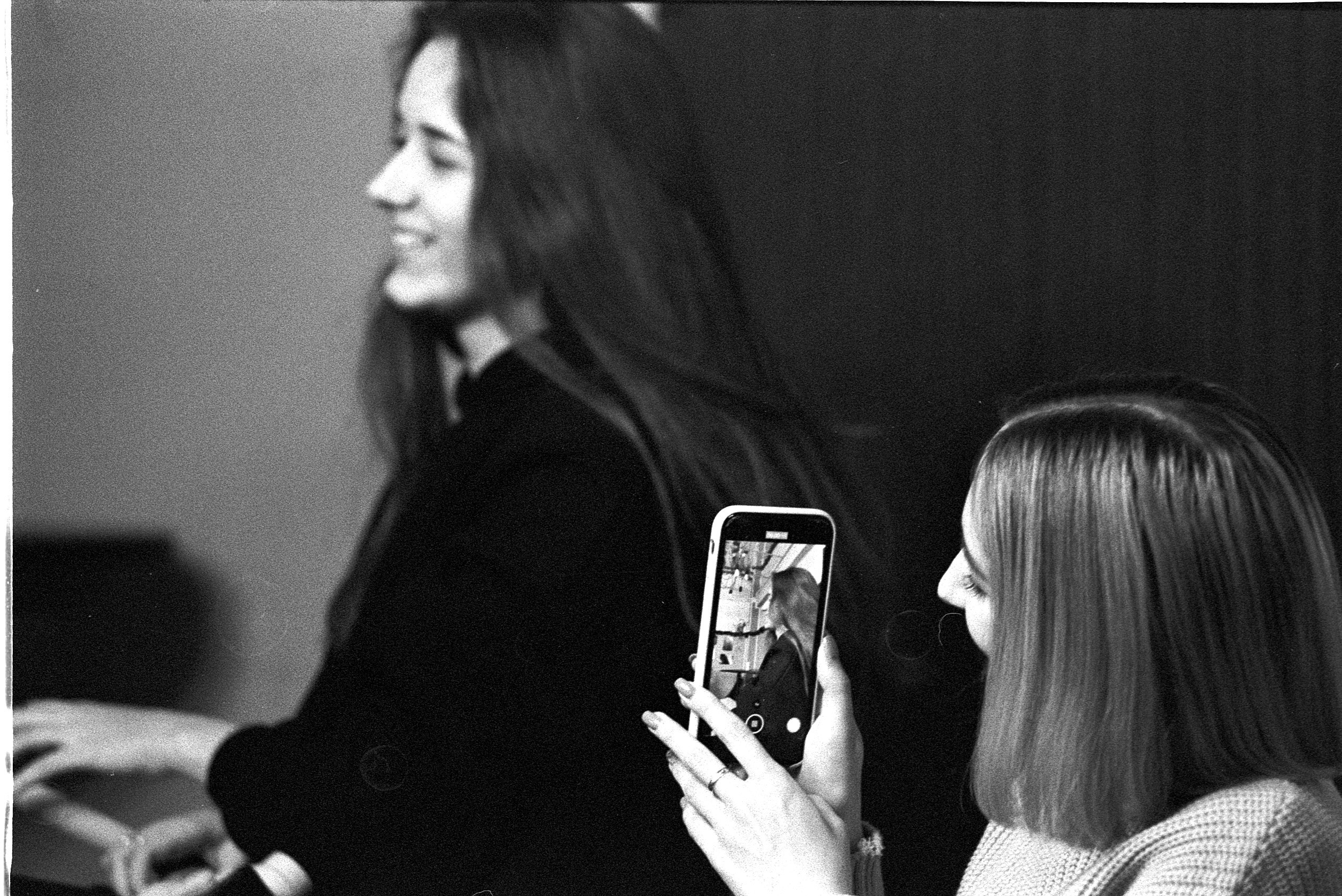 12.12.2021 // Гитара и фотография. Фотовыставки serebro.gallery, в которых автором можешь стать ты! | Москва