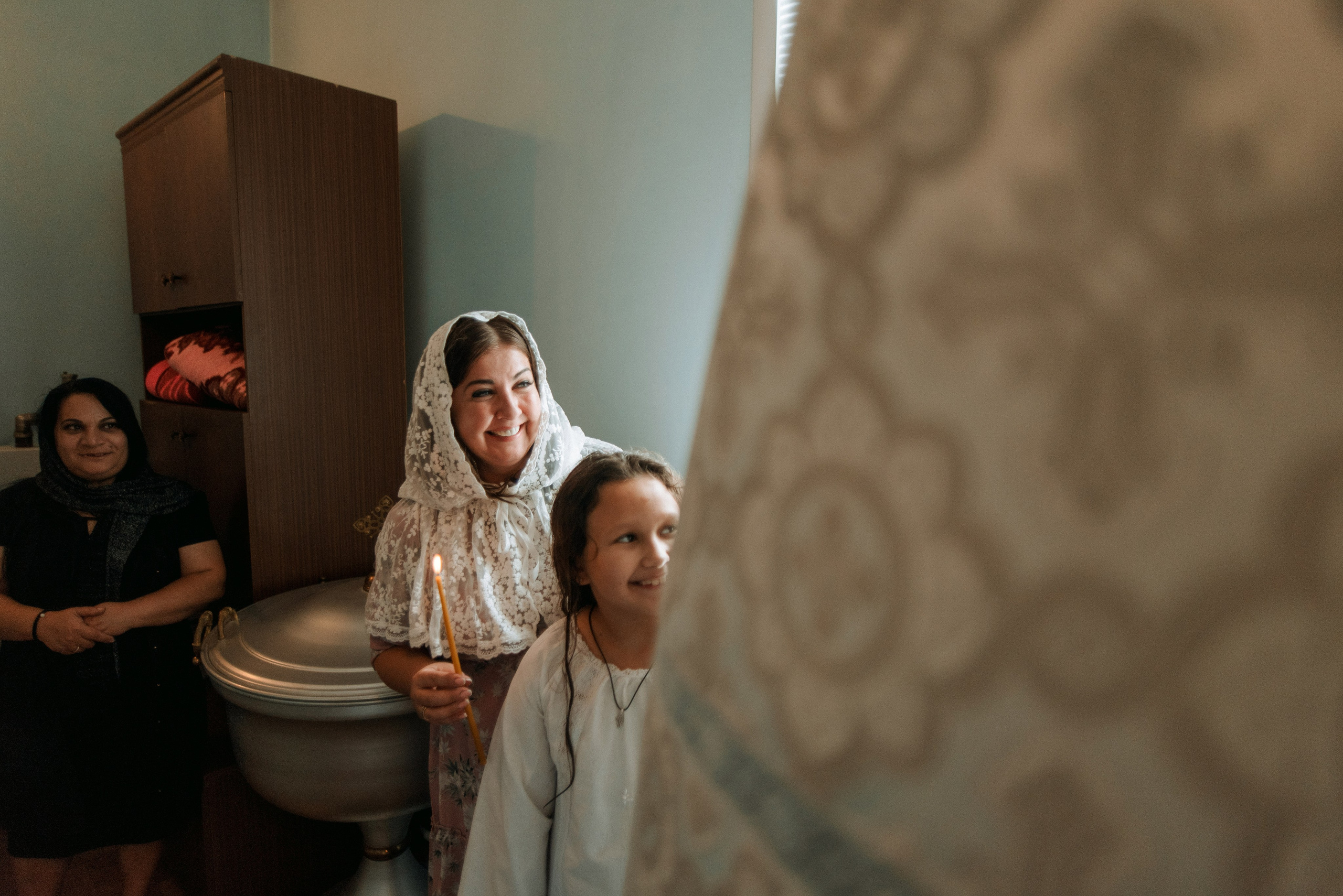 Крещение Даши и Алены. Семейный документальный фотограф в Волгограде Мариэта Додина