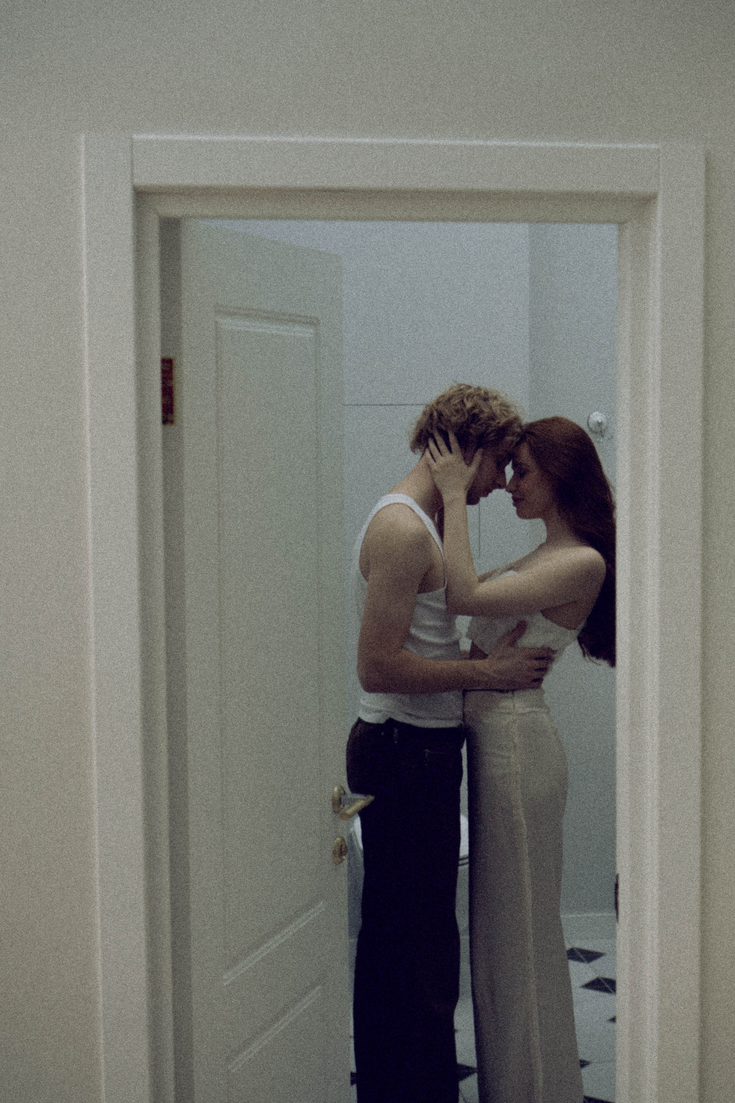 СВАДЕБНАЯ СЬЕМКА В ОТЕЛЕ. СБОРЫ ЖЕНИХА И НЕВЕСТЫ И ТАКЖЕ ТОР И ПОДГОТОВКА К ПРОГУЛКЕ. Профессиональный фотограф, Санкт-Петербург — Виктория Богомолова