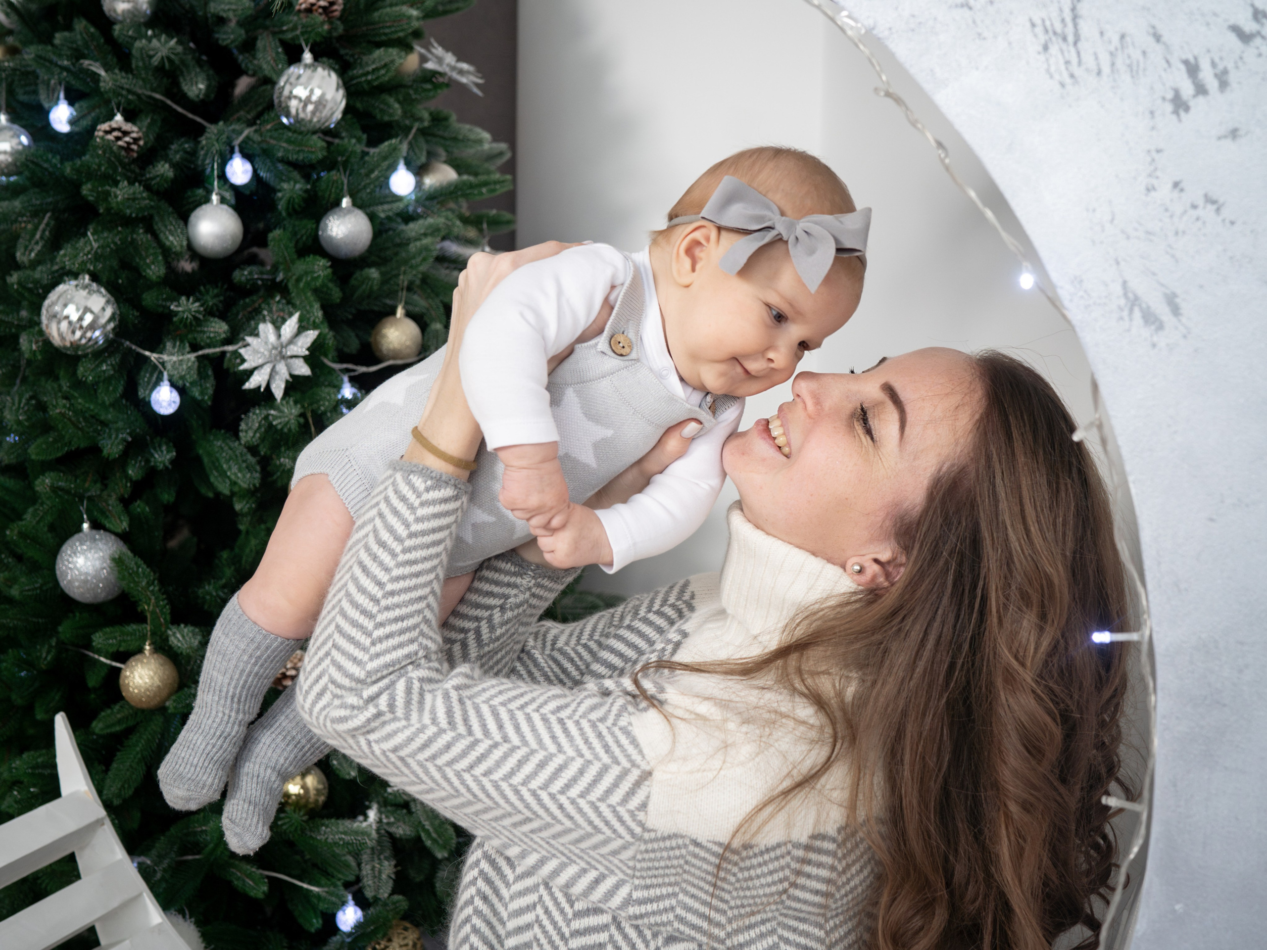 С самоедской лайкой. Фотограф Зинаида Евдокимова