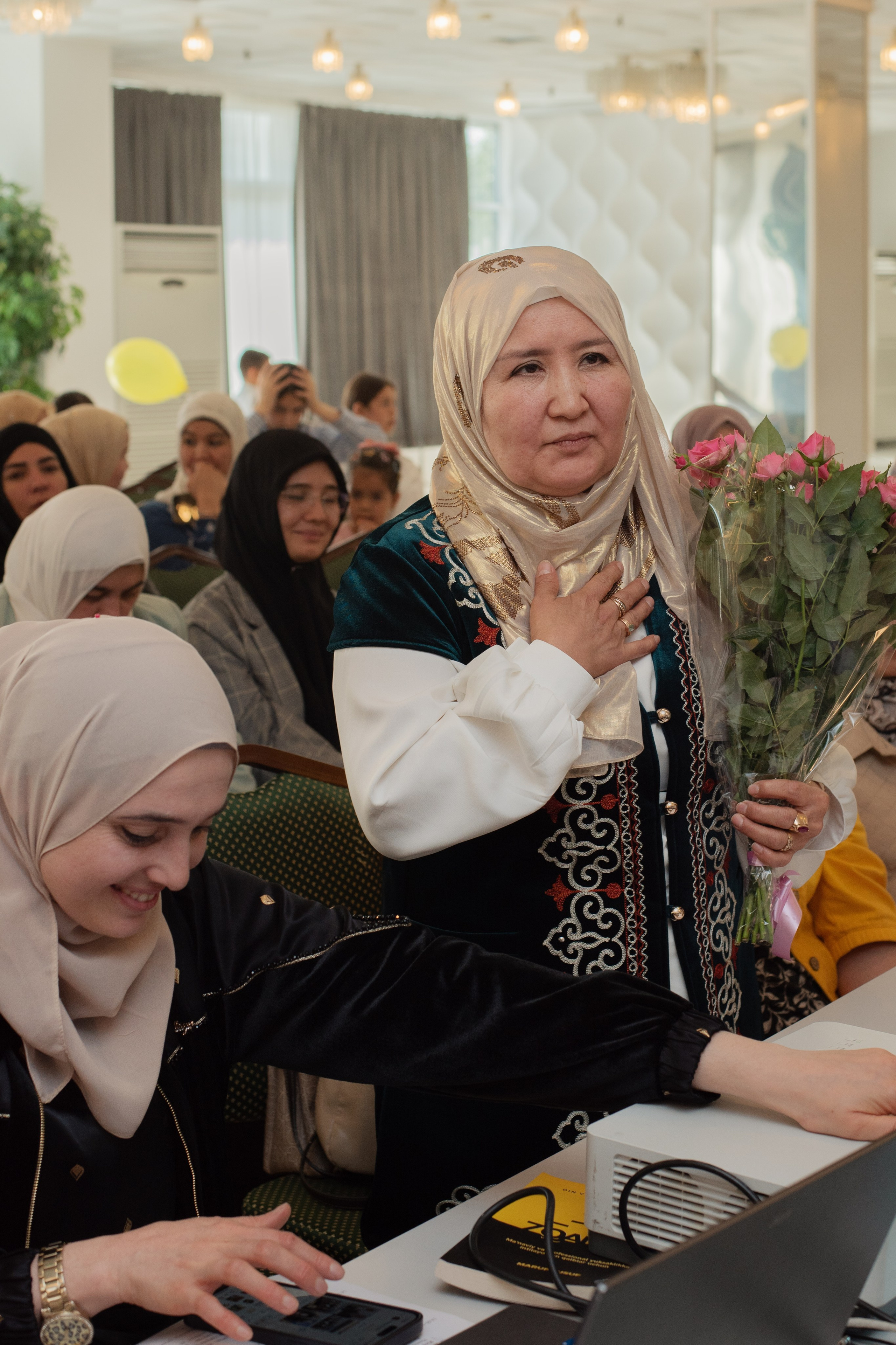 Выпускной в Евразийской женской гуманитарной академии. Лина Курочка — ваш фотограф