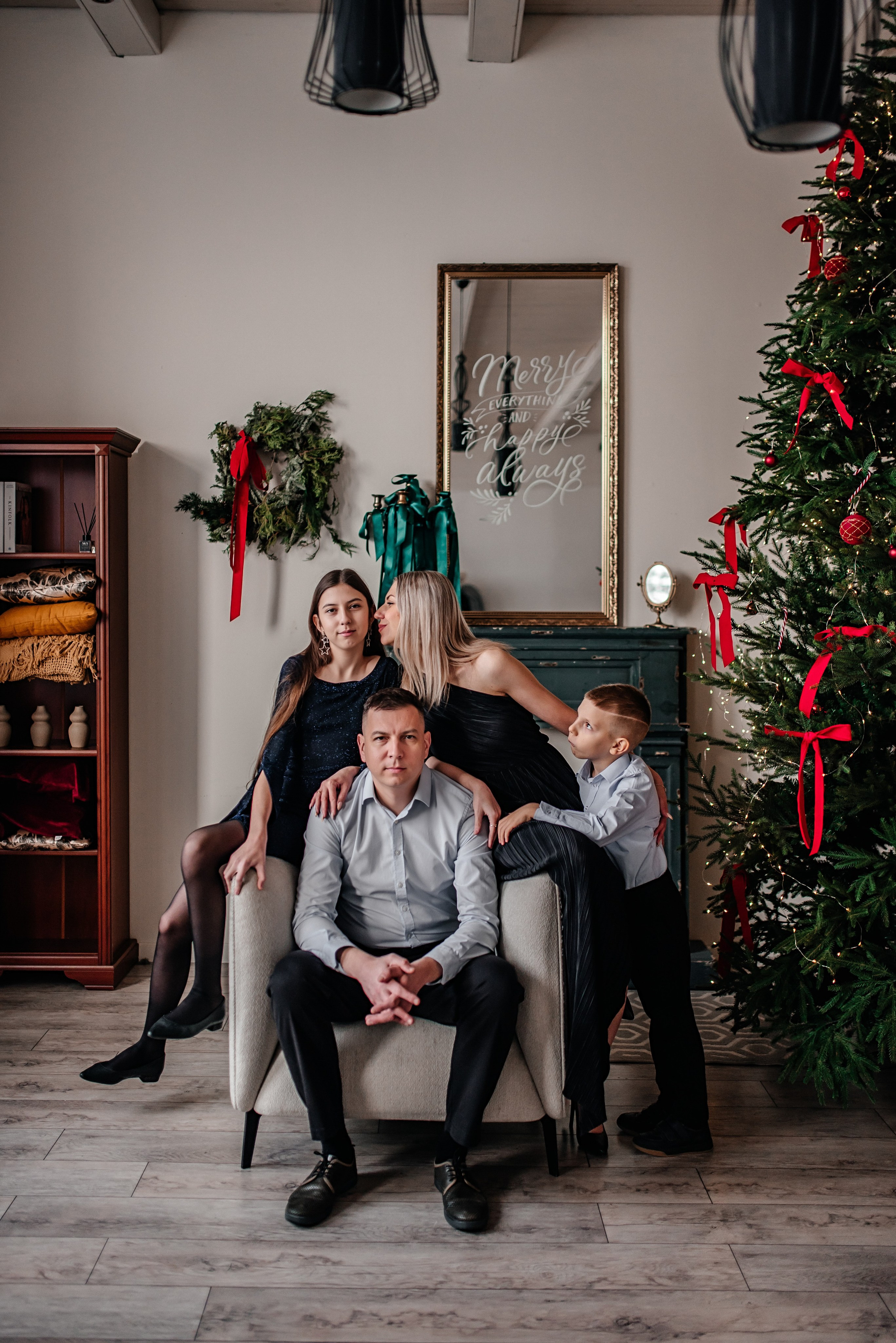 Новогодняя семейная, 2024. Главная