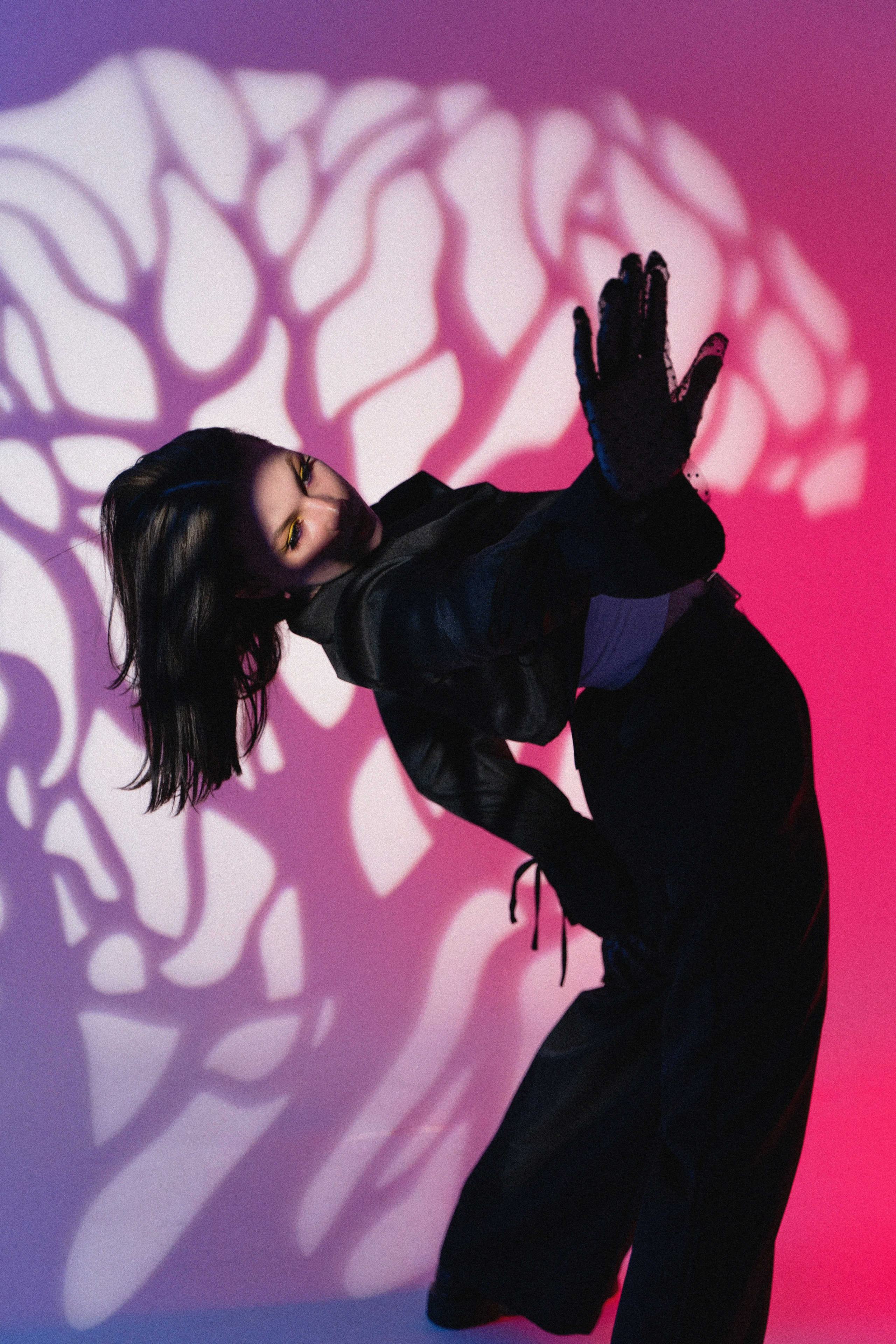 Цветной свет и Соня. Фотограф Надежда Погребняк | Рязань | Москва