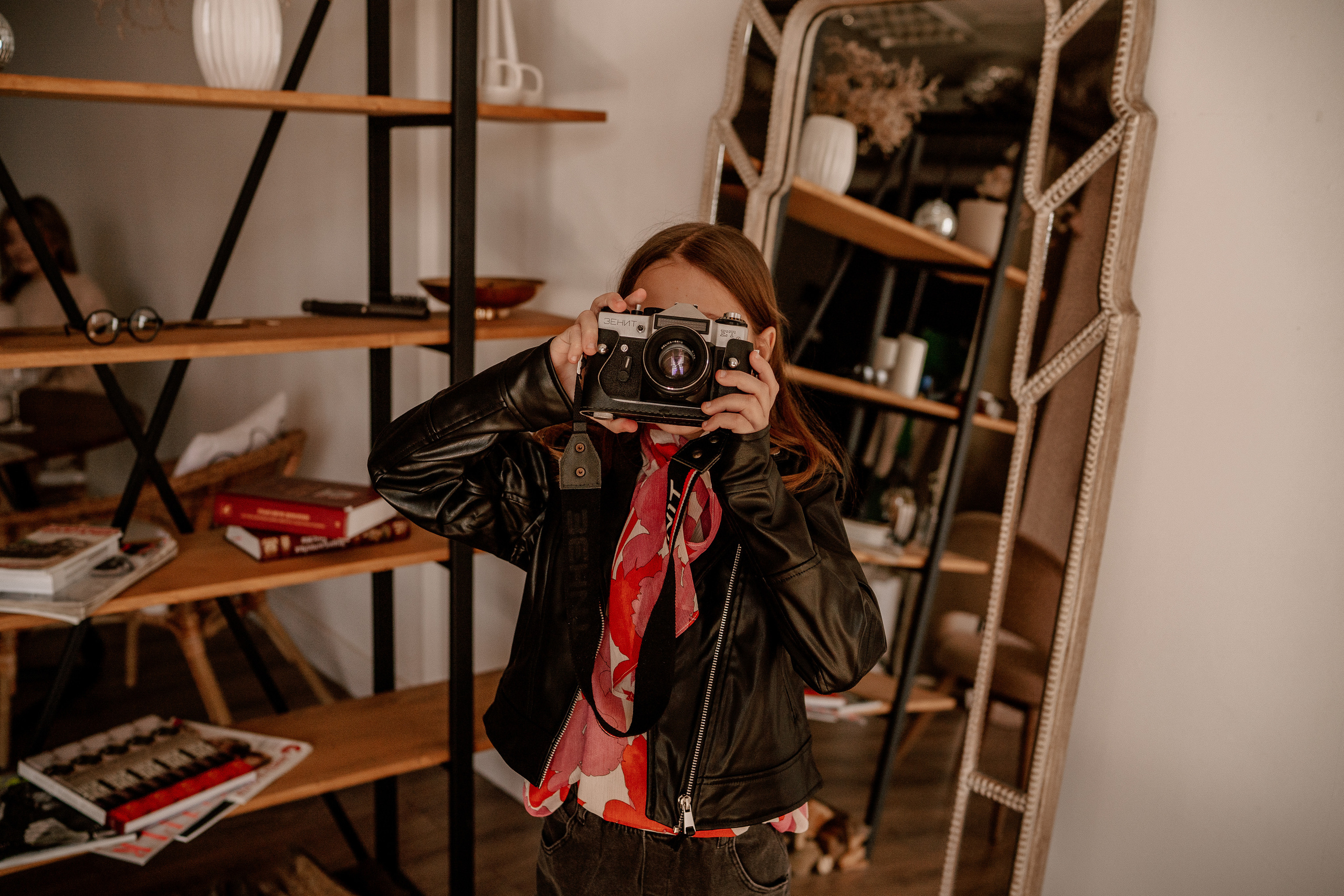 Диана и Надя (в рамках фотопроекта 6 марта). Искренний фотограф