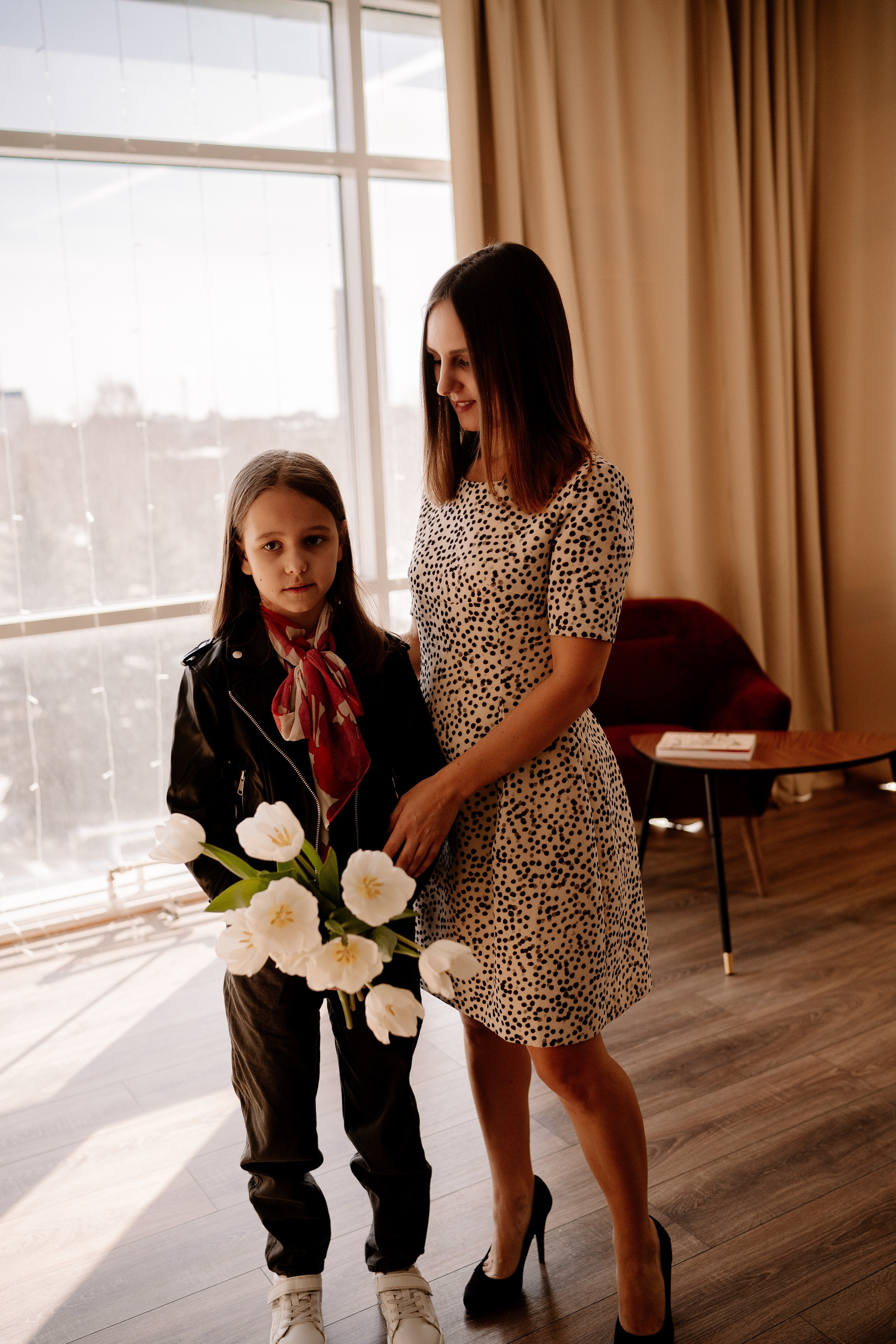 Диана и Надя (в рамках фотопроекта 6 марта). Искренний фотограф