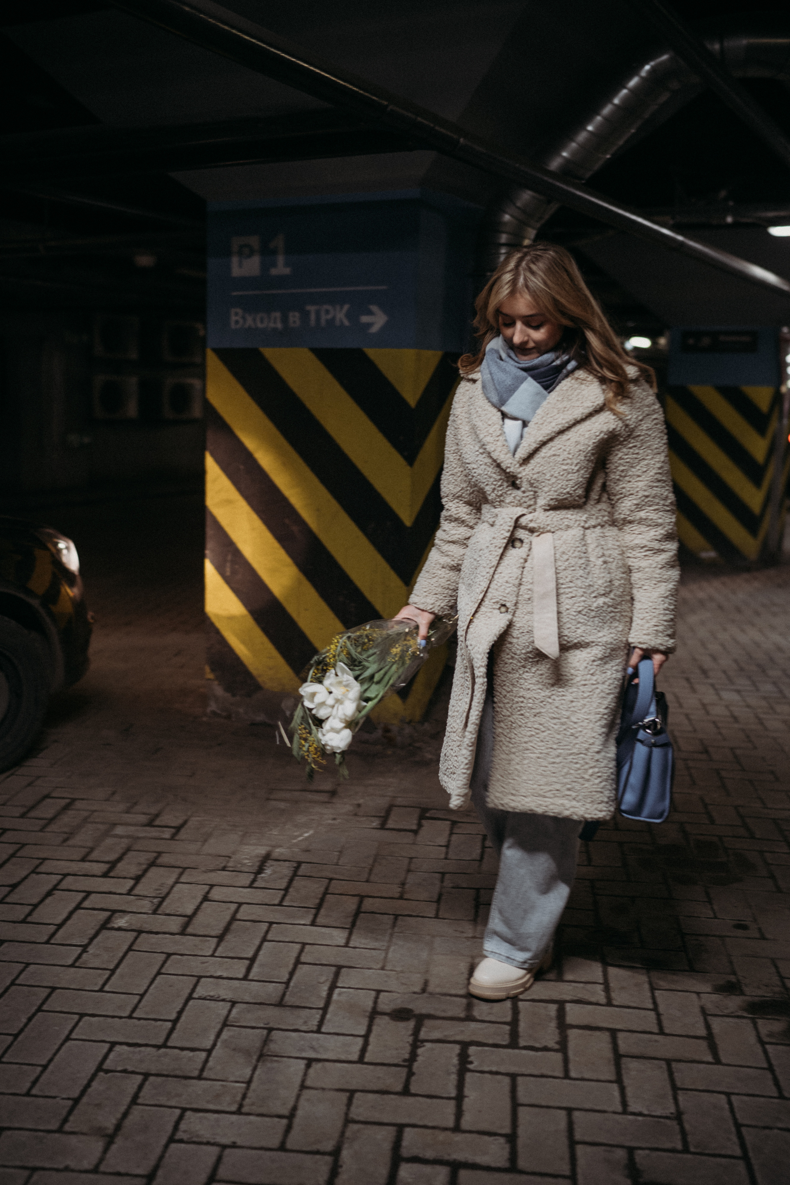 Рита «on parking». Искренний фотограф