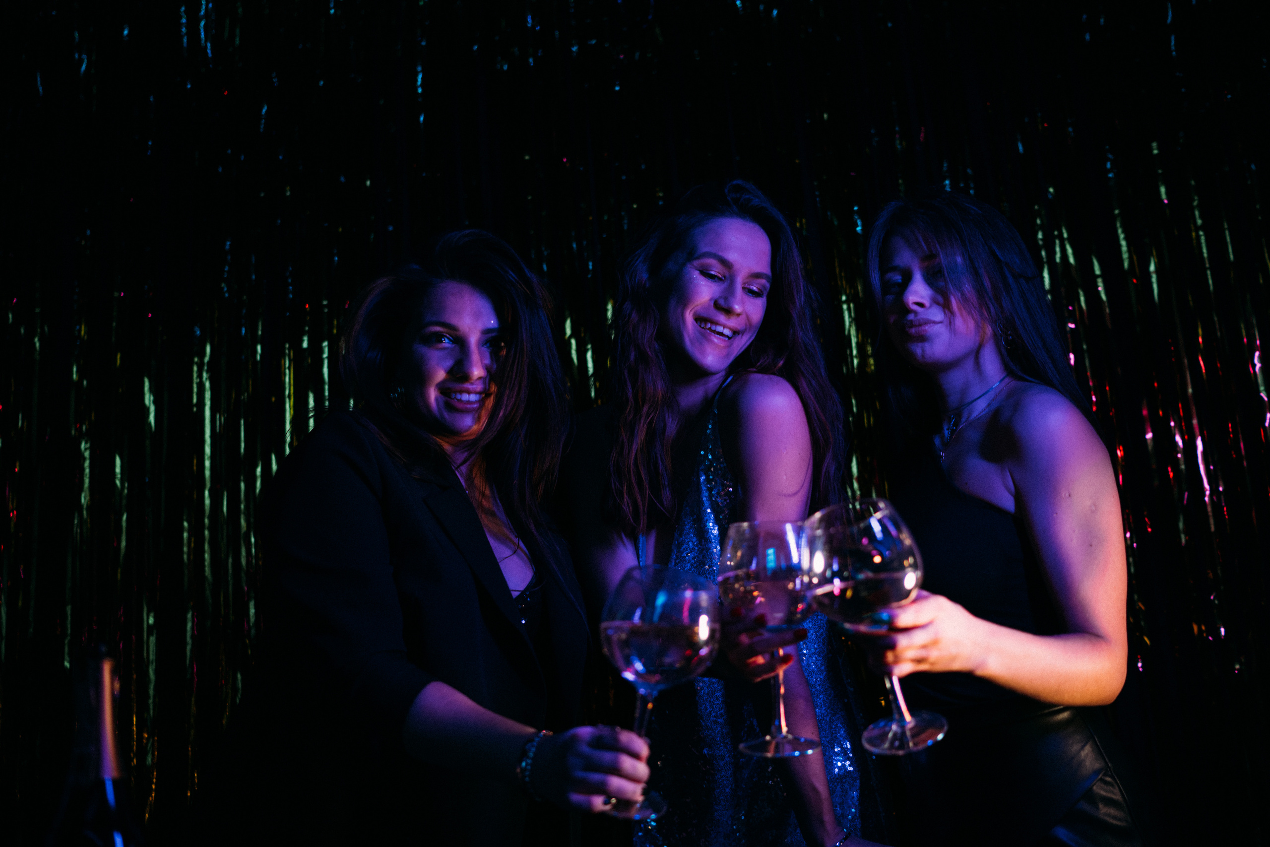 ДевиЧник в Garazh'e. Искренний фотограф