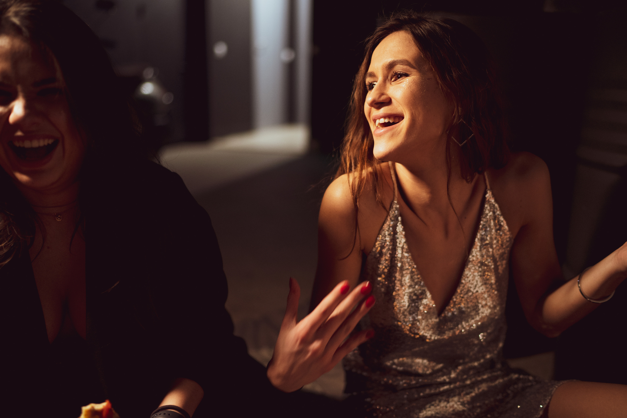 ДевиЧник в Garazh'e. Искренний фотограф