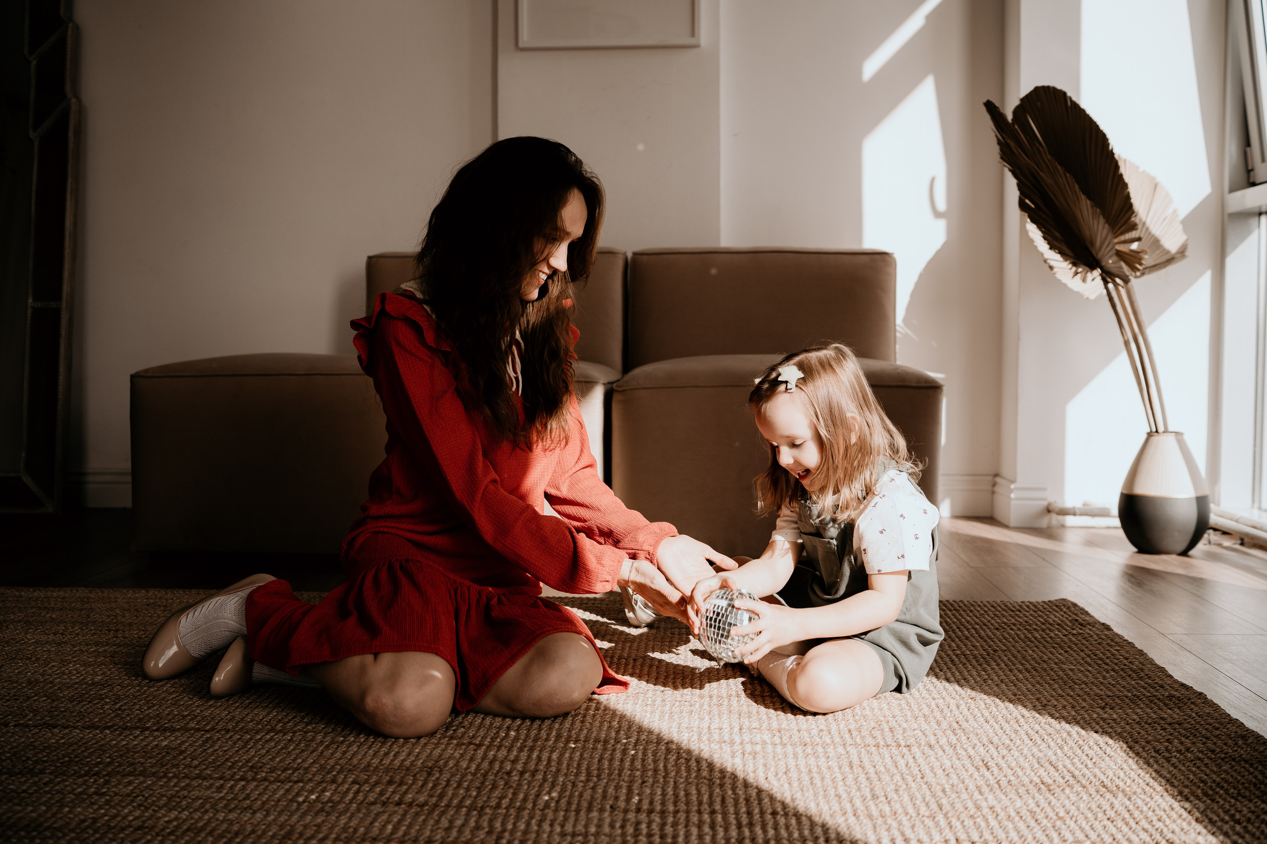 Даша и Лиля (в рамках фотопроекта 6 марта). Искренний фотограф