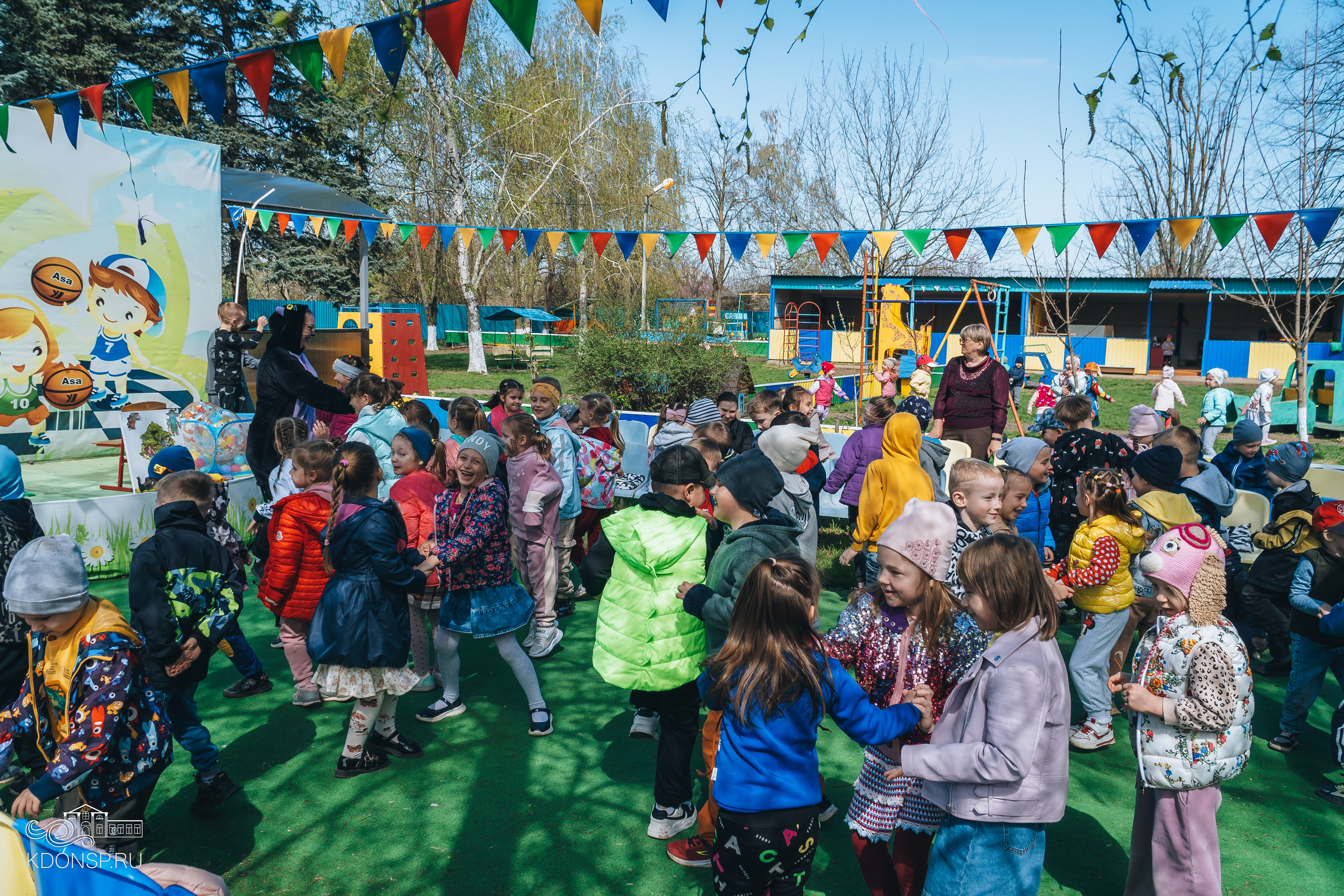 «У Лукоморья». Новотитаровский Дом культуры