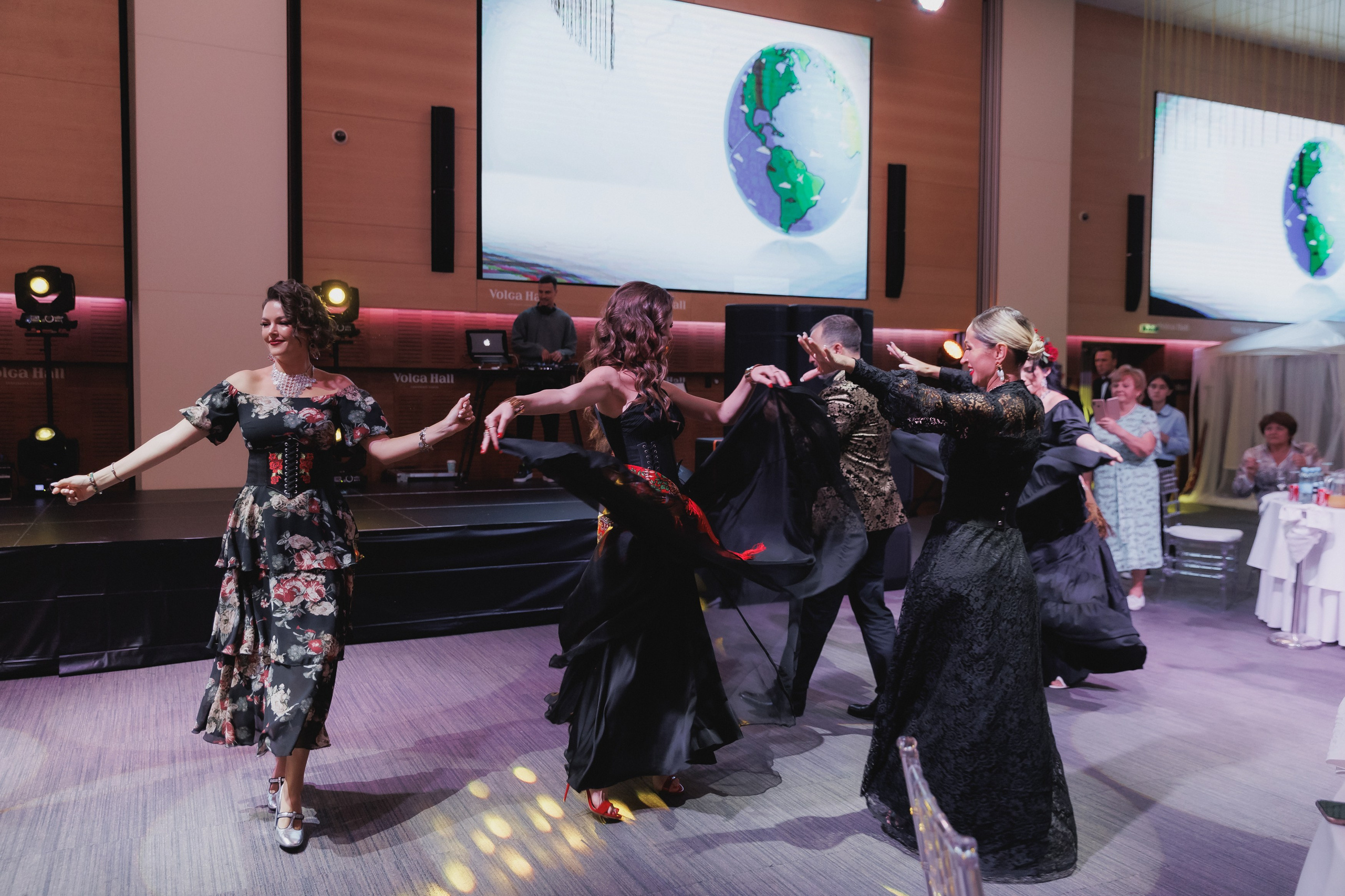 Весь мир у твоих ног!. Фотограф в Волгограде — Александра Искандерова