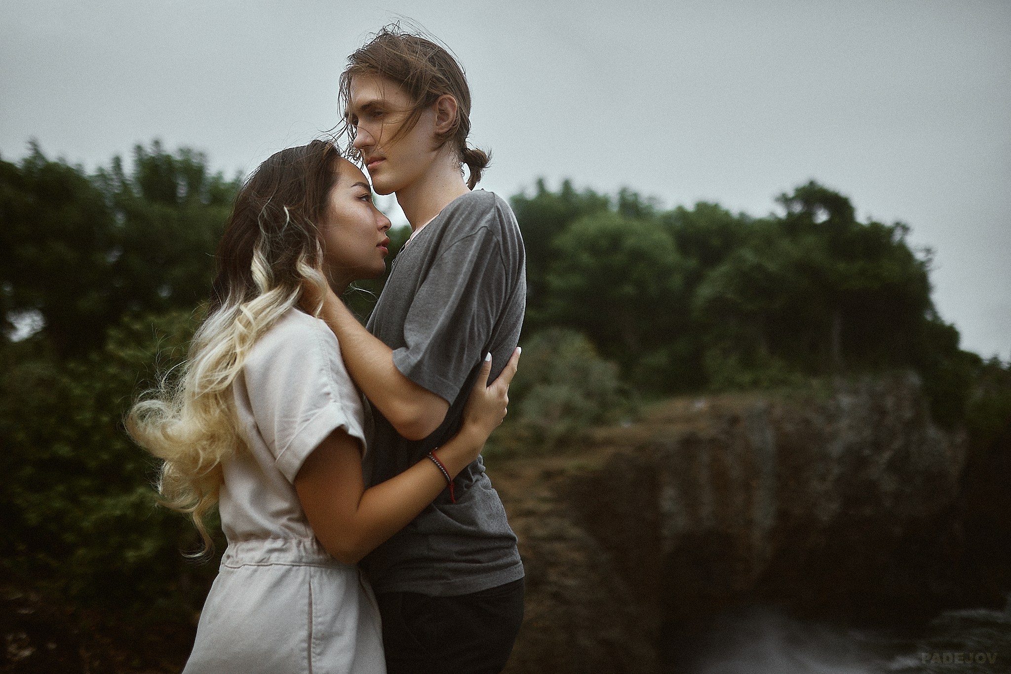 Фотосессия Love-story на скалах в Улувату на Бали