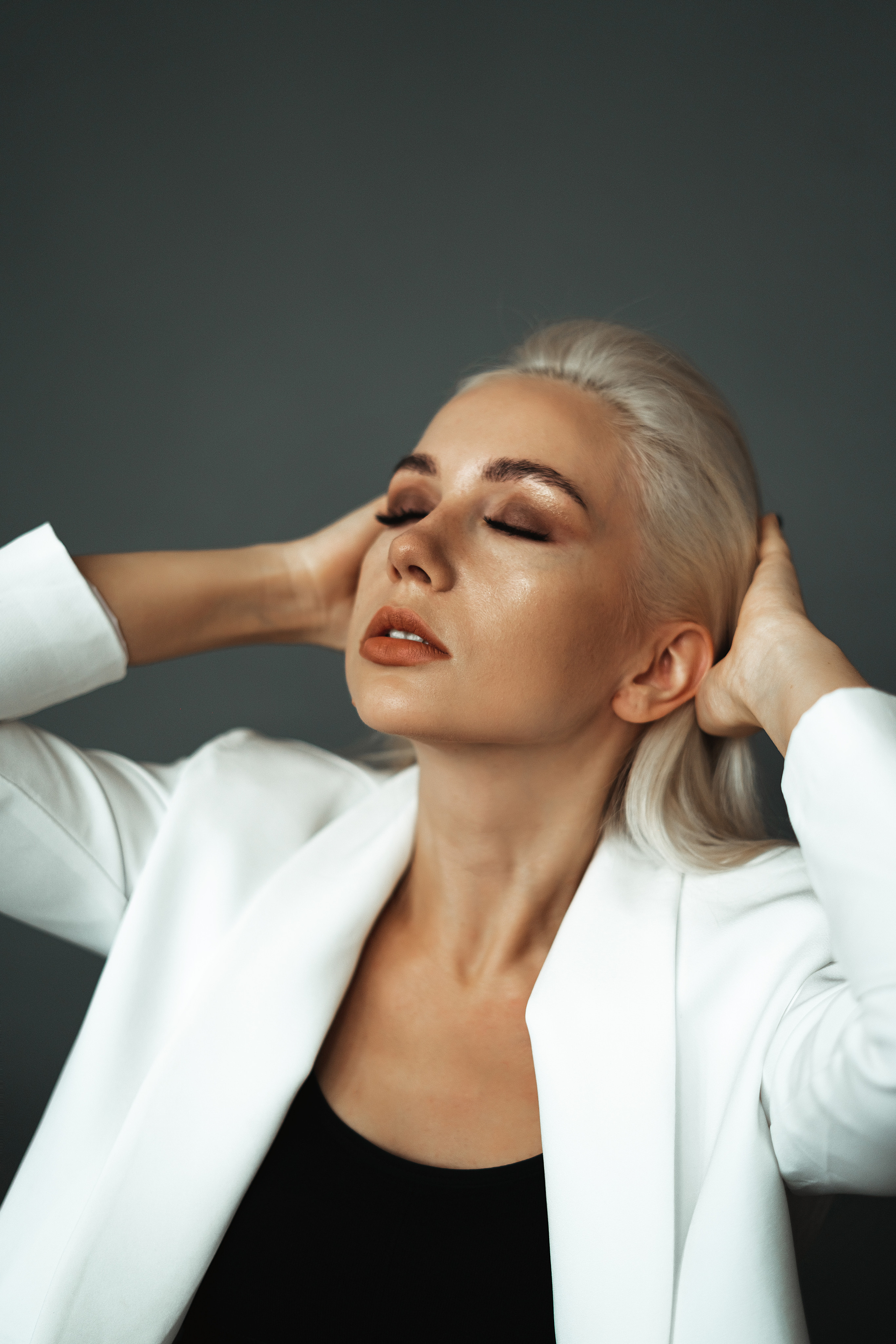 Контакты. Свадебный и семейный фотограф в Смоленске Шукюрова Нигяр