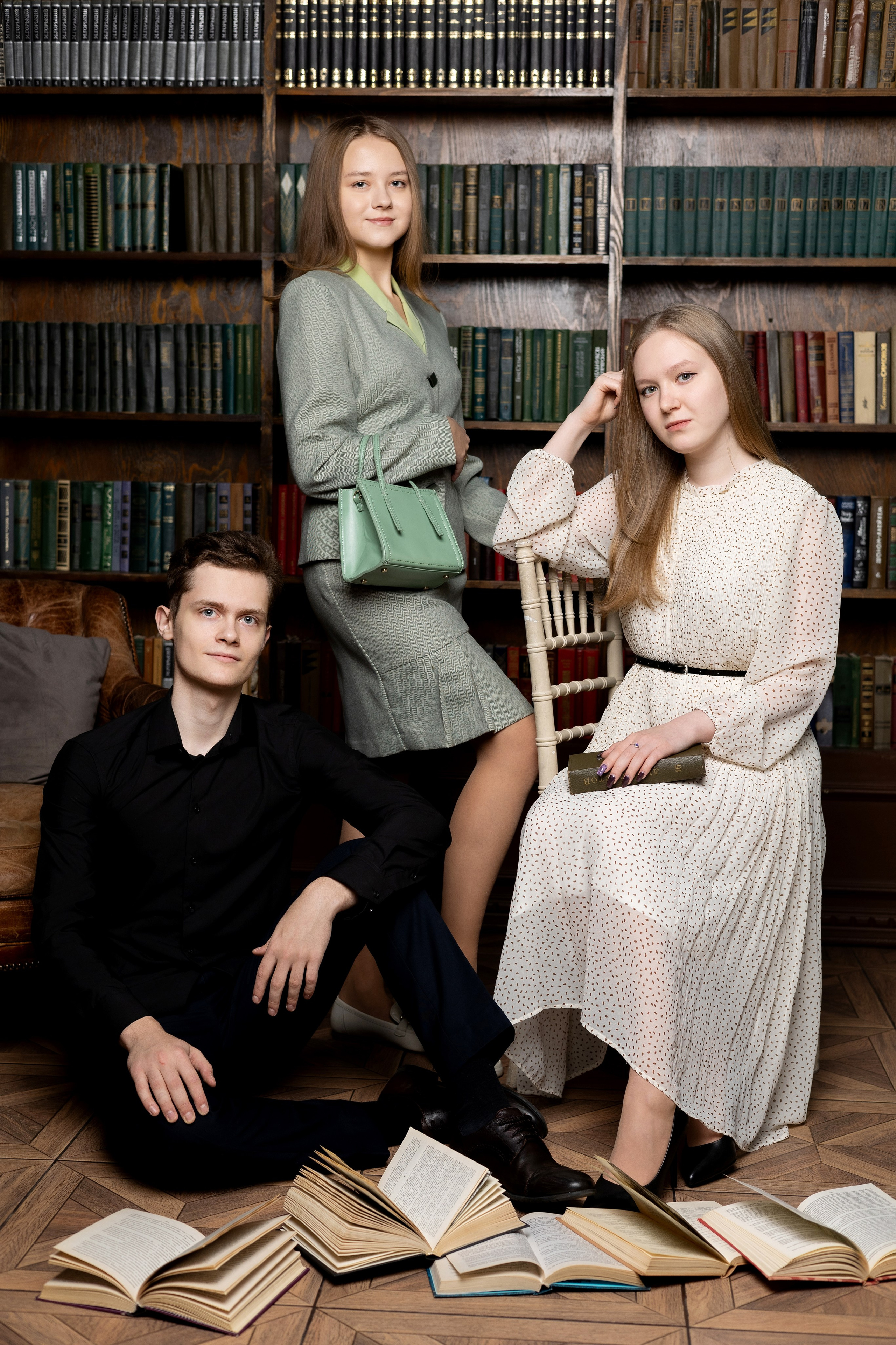 Зал Библиотека. Выпускные альбомы. Школьный и семейный фотограф Виктория Игнатьева