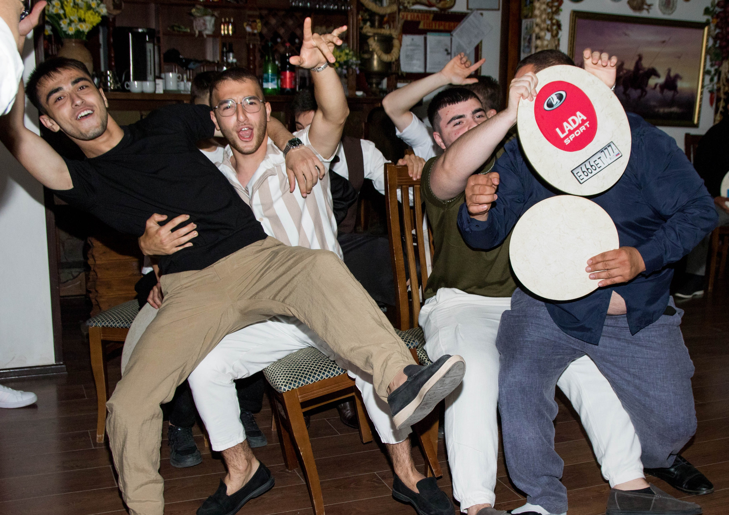 Выпускные. Организатор праздников. Ведущая Марина Гребенникова