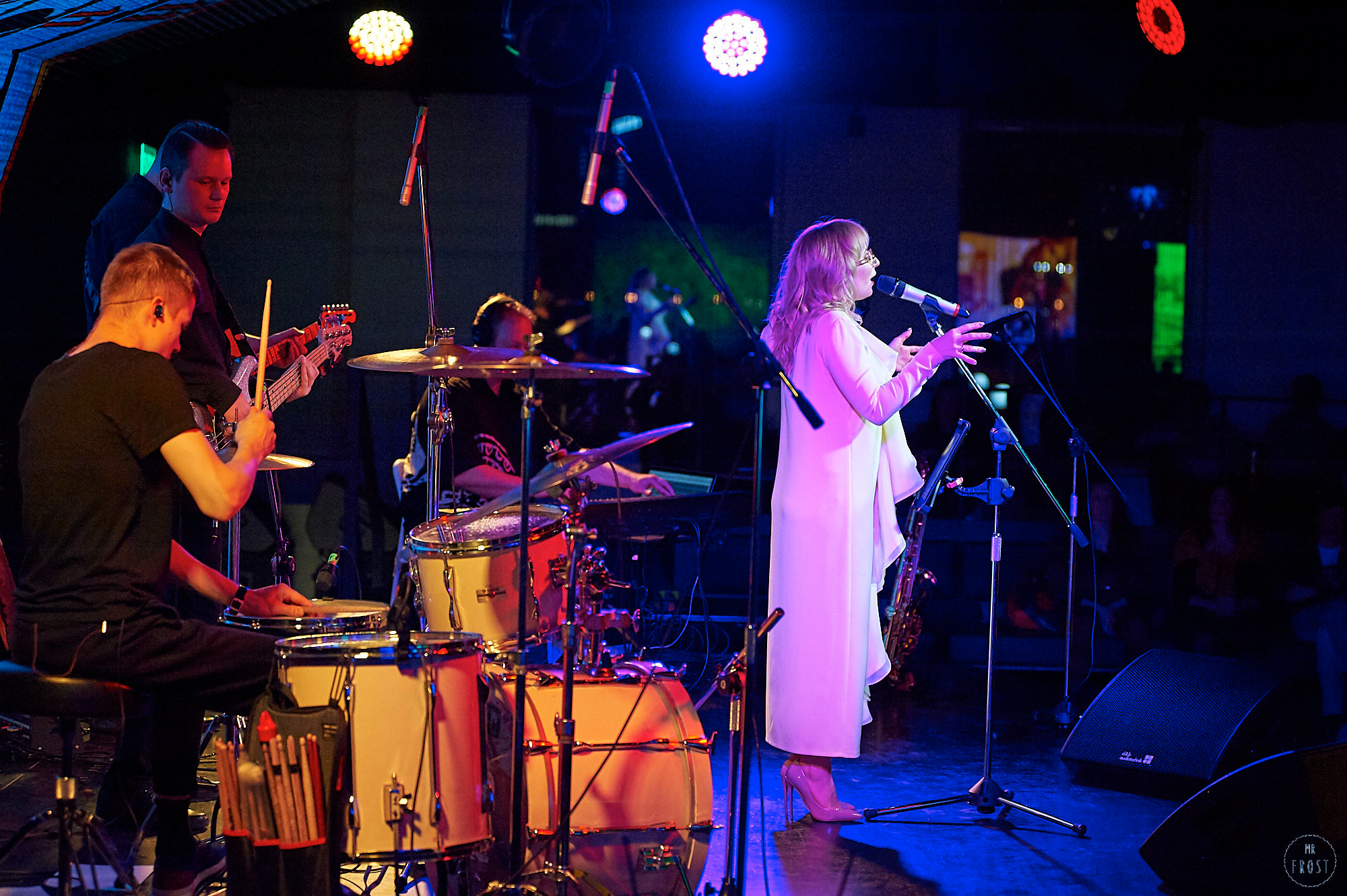 Проект BASTART. Презентация альбома STARBAST III «AUM» в Ельцин Центре. Фотографии отовсюду и обо всем