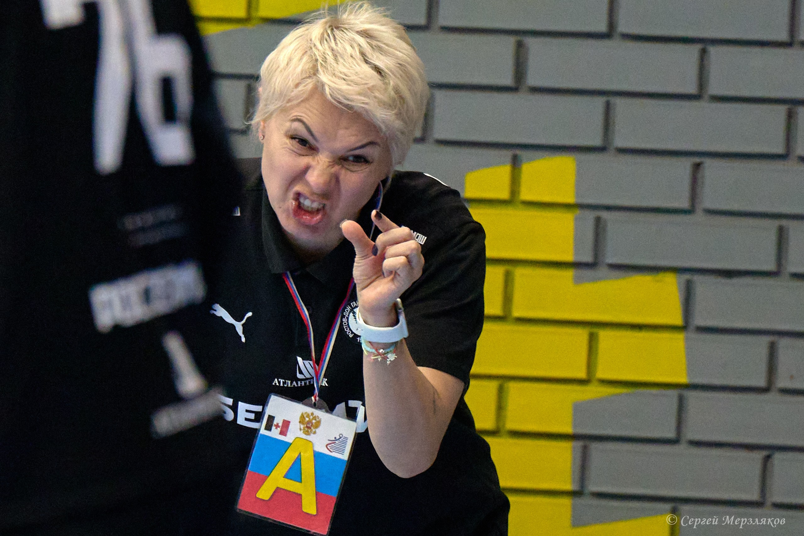 Гандбол. OLIMPBET Суперлига. «Университет» — «Ростов-Дон». Спортивный репортажный фотограф в Ижевске Сергей Мерзляков