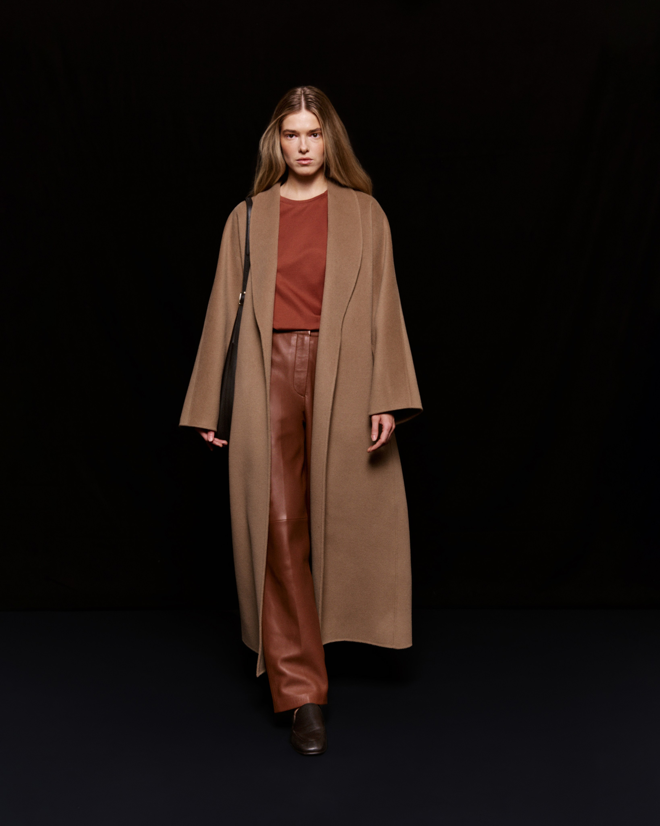 12 STOREEZ. Ретушер Polli_retouch