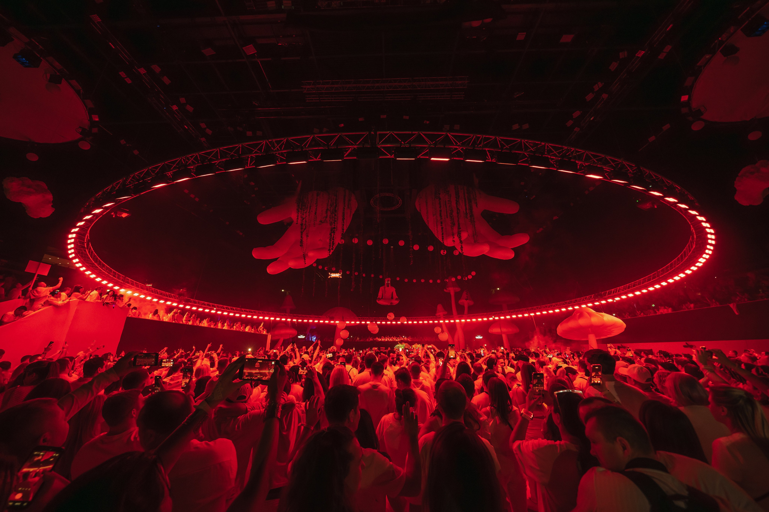 БЕЛАЯ 2025. Святослав Буньков | фотограф